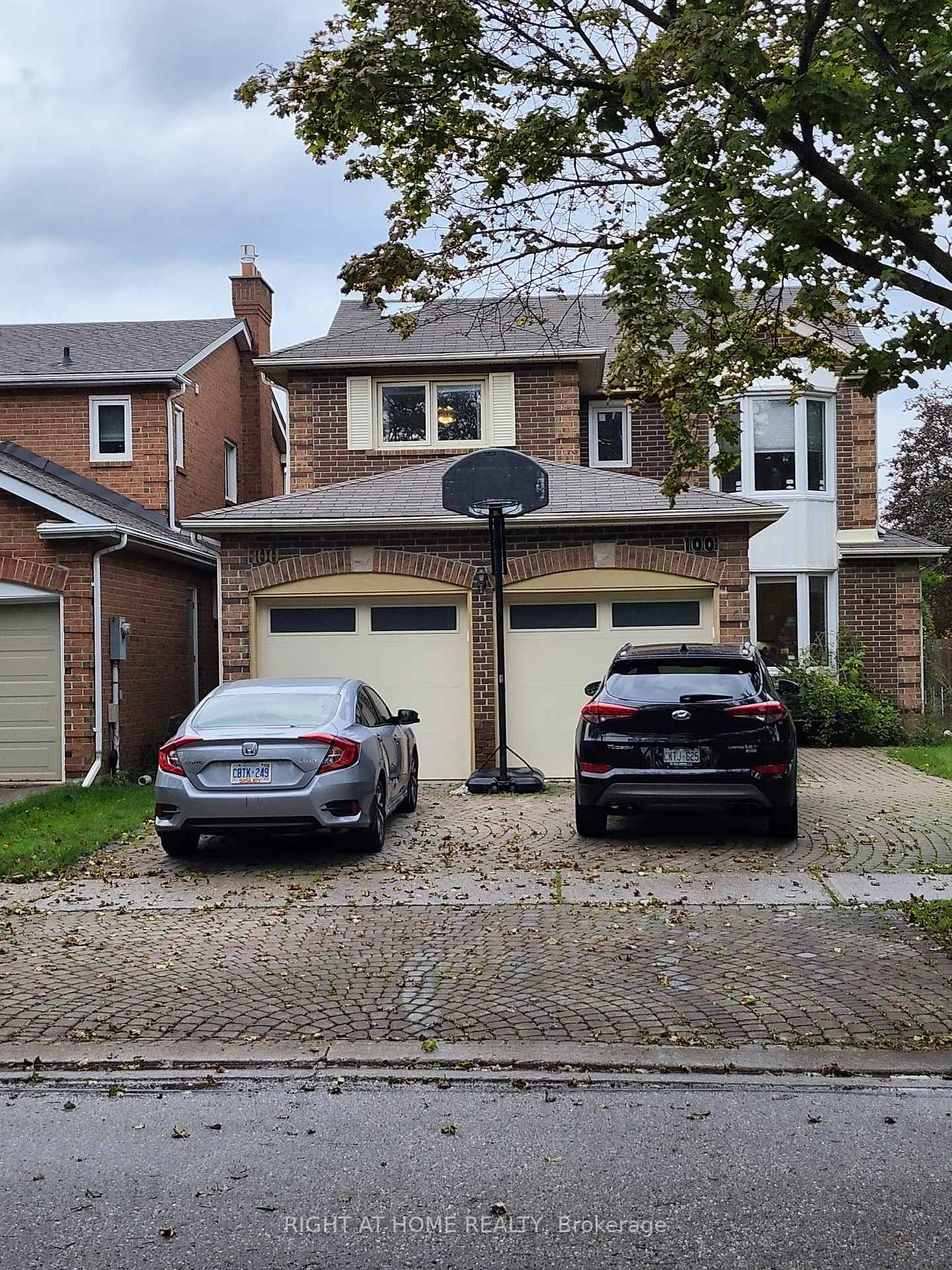 Photo 1 of 100 Jessica Gardens, Vaughan, Crestwood-Springfarm-Yorkhill — HOMEH