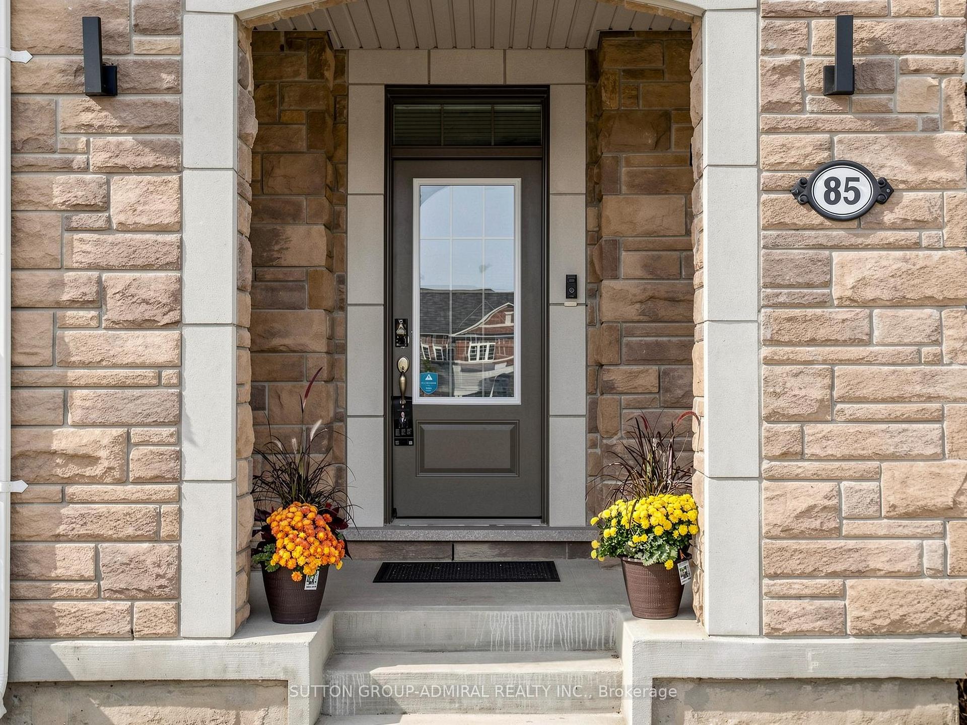 Photo 2 of 85 Casely Avenue, Richmond Hill, Rural Richmond Hill — HOMEH