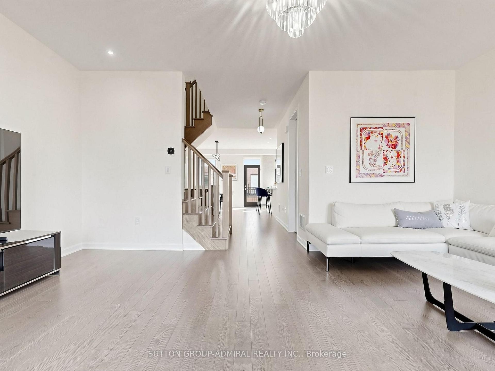 Photo 5 of 85 Casely Avenue, Richmond Hill, Rural Richmond Hill — HOMEH
