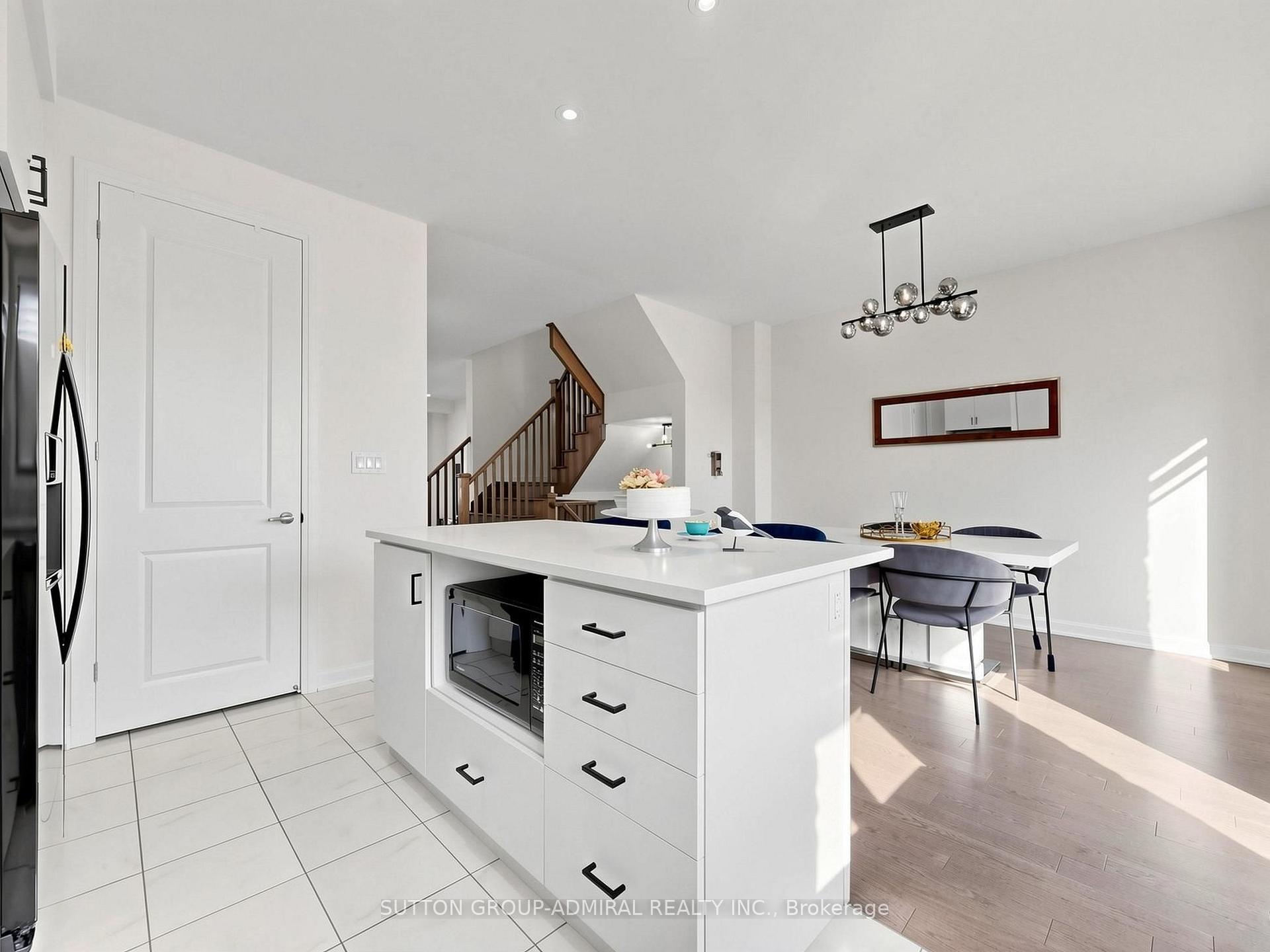 Photo 9 of 85 Casely Avenue, Richmond Hill, Rural Richmond Hill — HOMEH