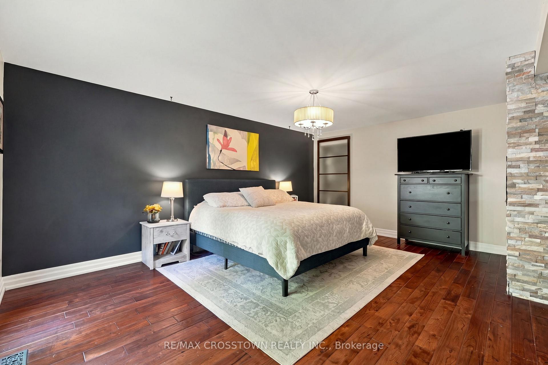 Photo 15 of 20 Idlewood Drive, Springwater, Midhurst — HOMEH