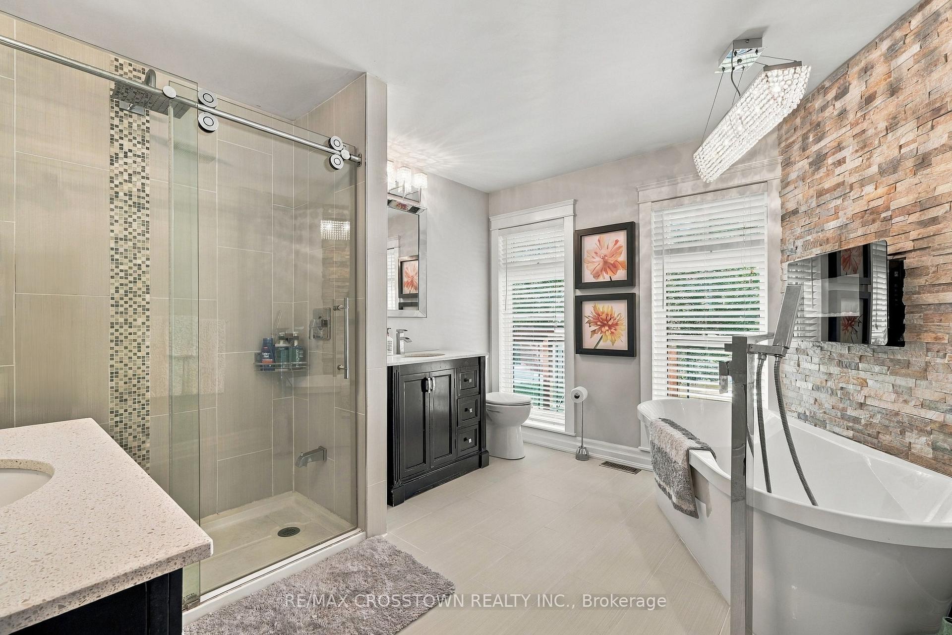 Photo 17 of 20 Idlewood Drive, Springwater, Midhurst — HOMEH