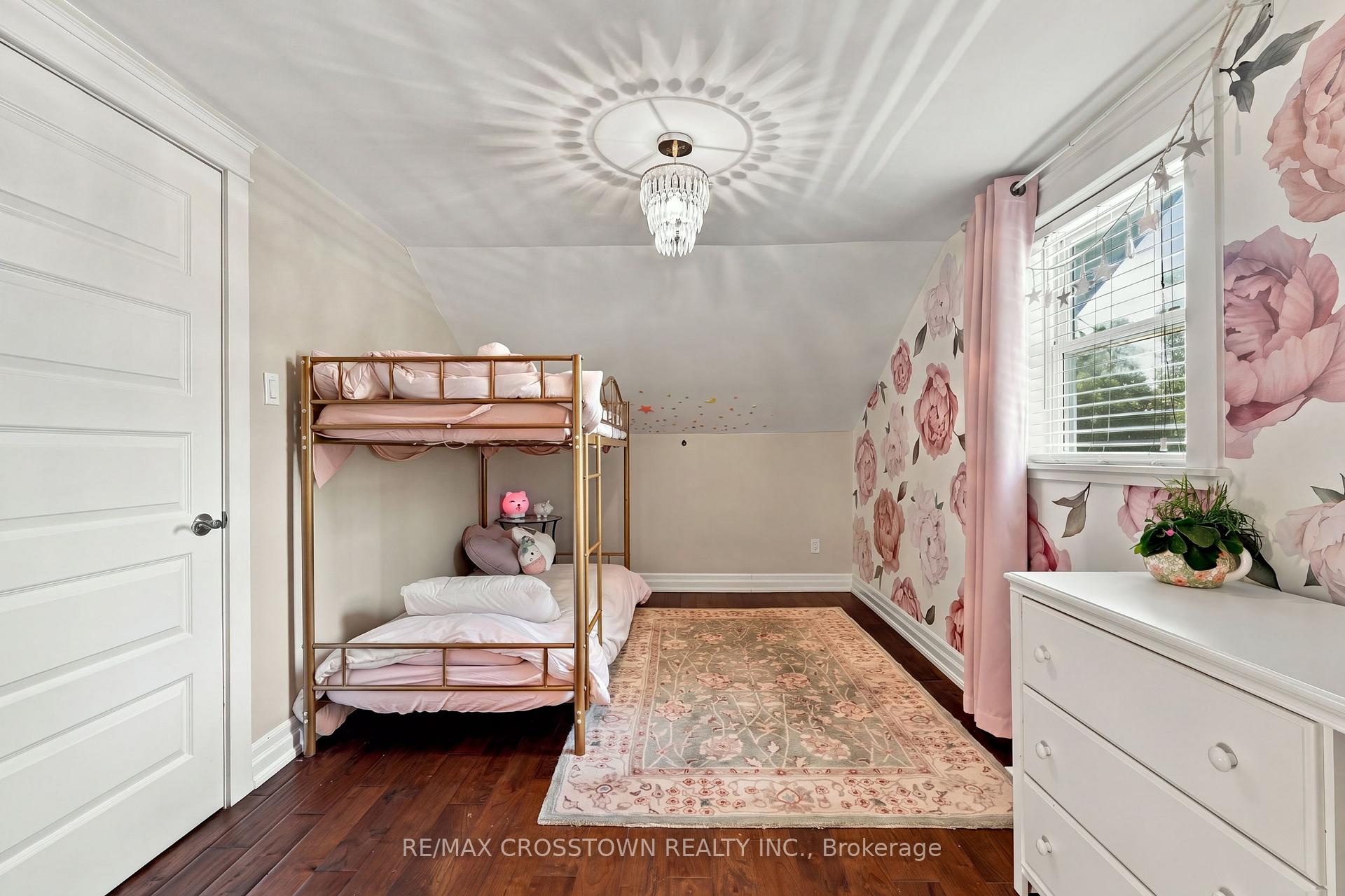 Photo 23 of 20 Idlewood Drive, Springwater, Midhurst — HOMEH