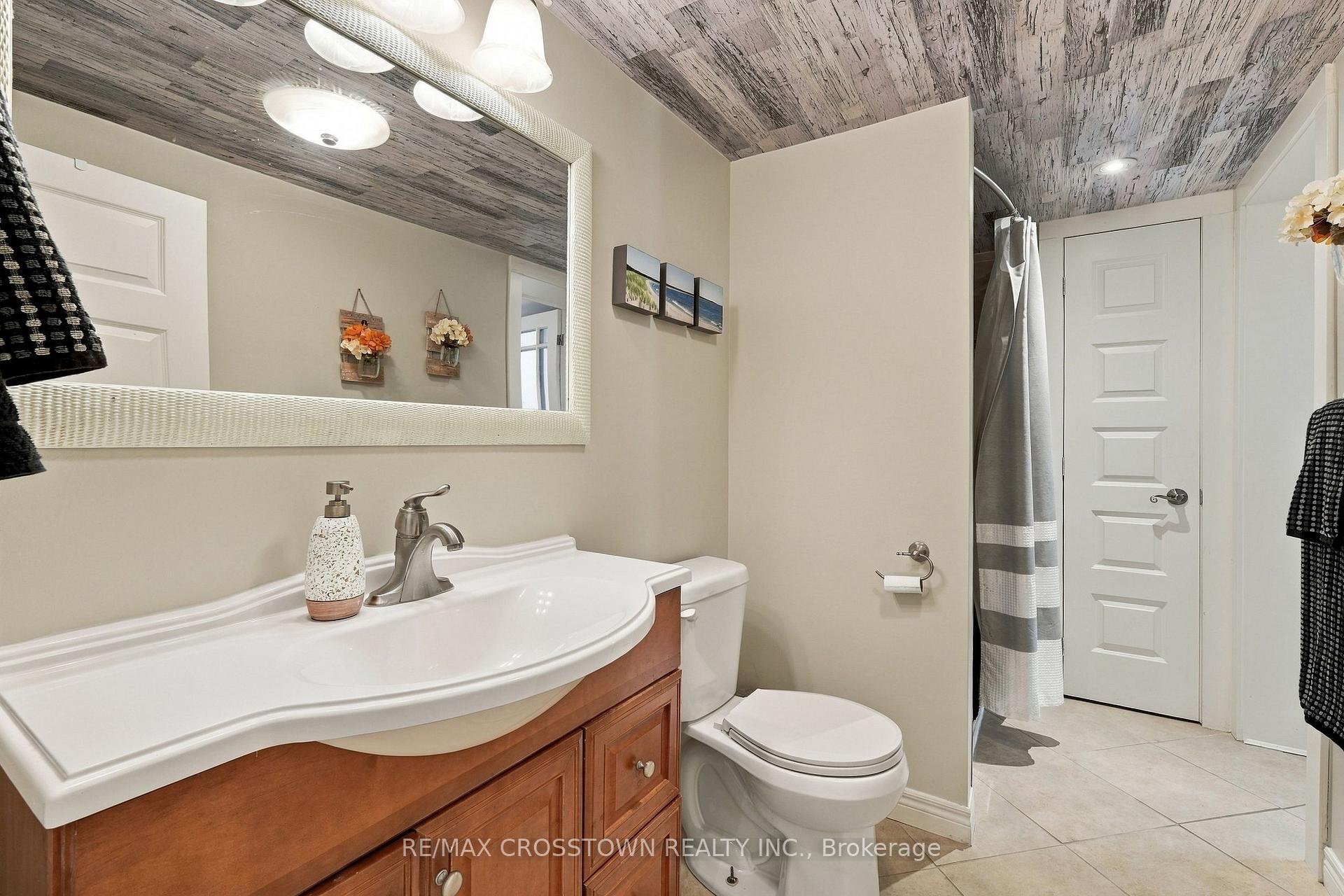 Photo 34 of 20 Idlewood Drive, Springwater, Midhurst — HOMEH