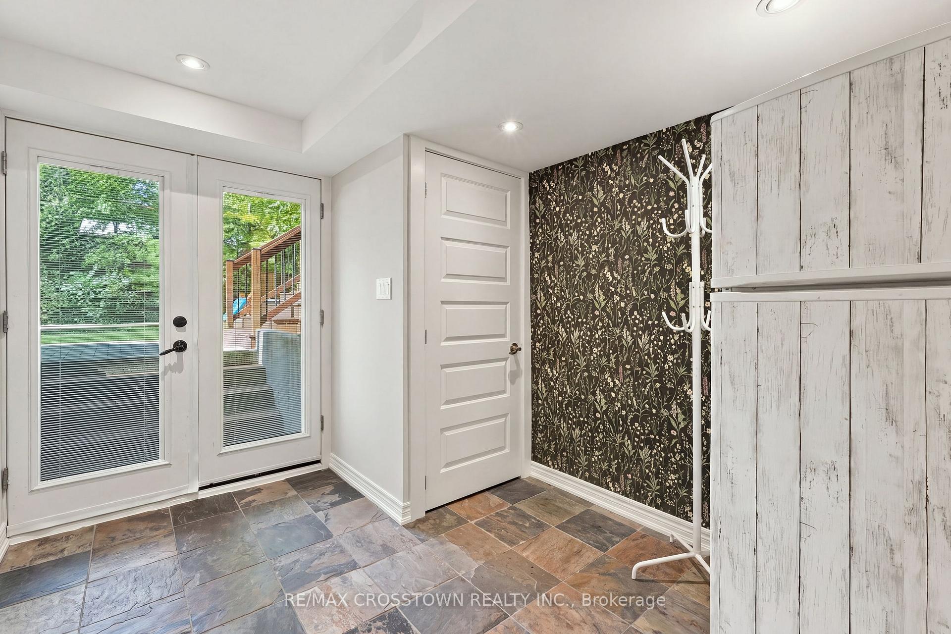Photo 37 of 20 Idlewood Drive, Springwater, Midhurst — HOMEH