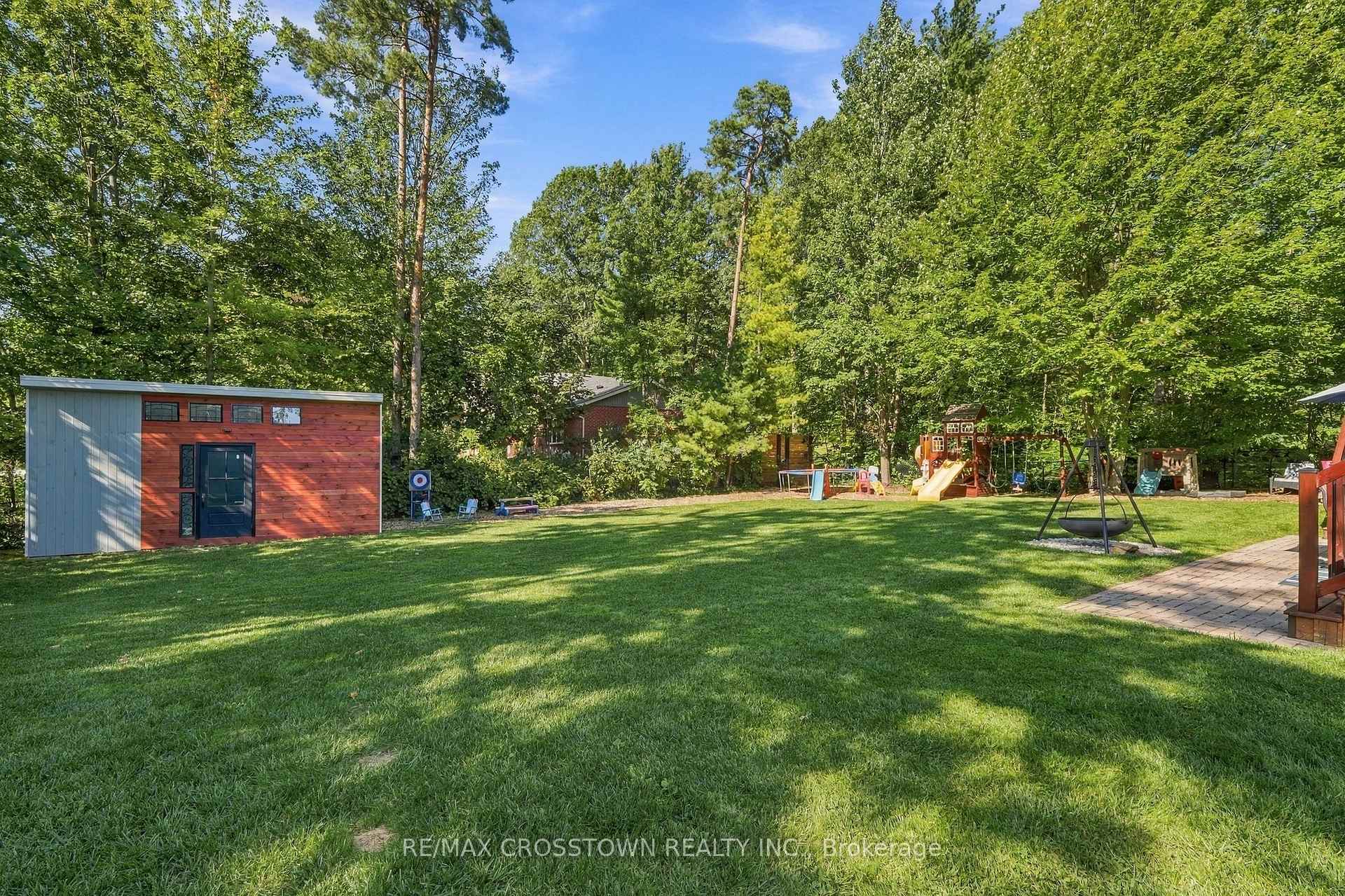 Photo 46 of 20 Idlewood Drive, Springwater, Midhurst — HOMEH