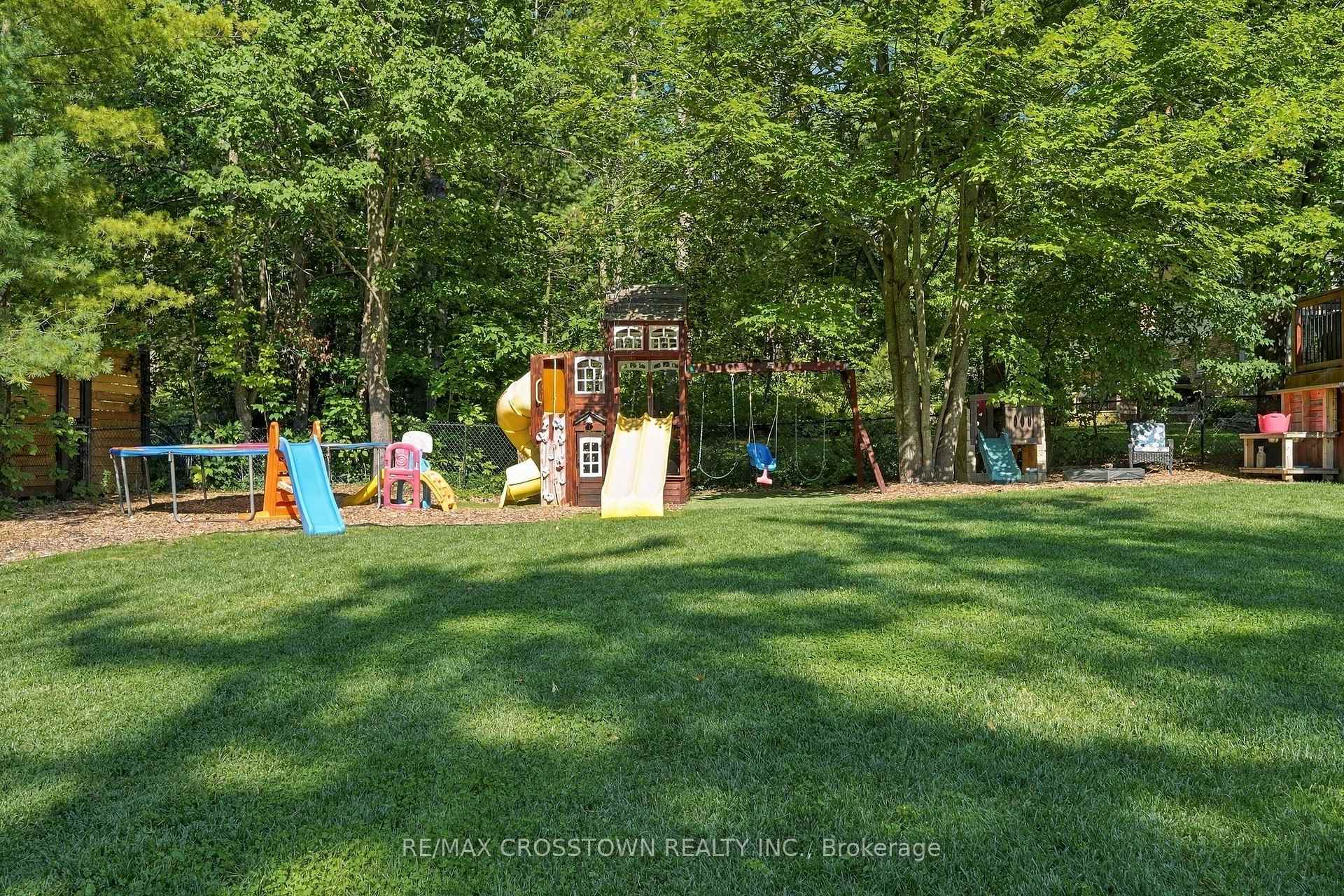 Photo 47 of 20 Idlewood Drive, Springwater, Midhurst — HOMEH