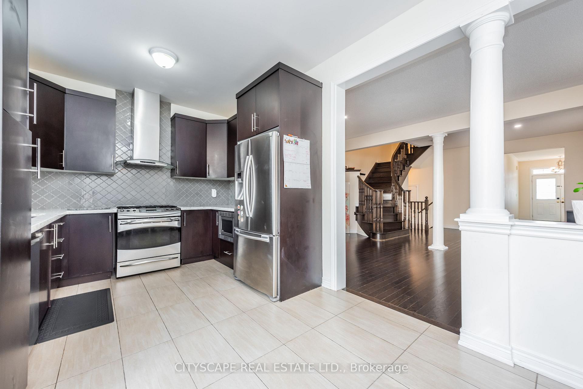 Photo 18 of 37 Aspermont Crescent, Brampton, Brampton East — HOMEH