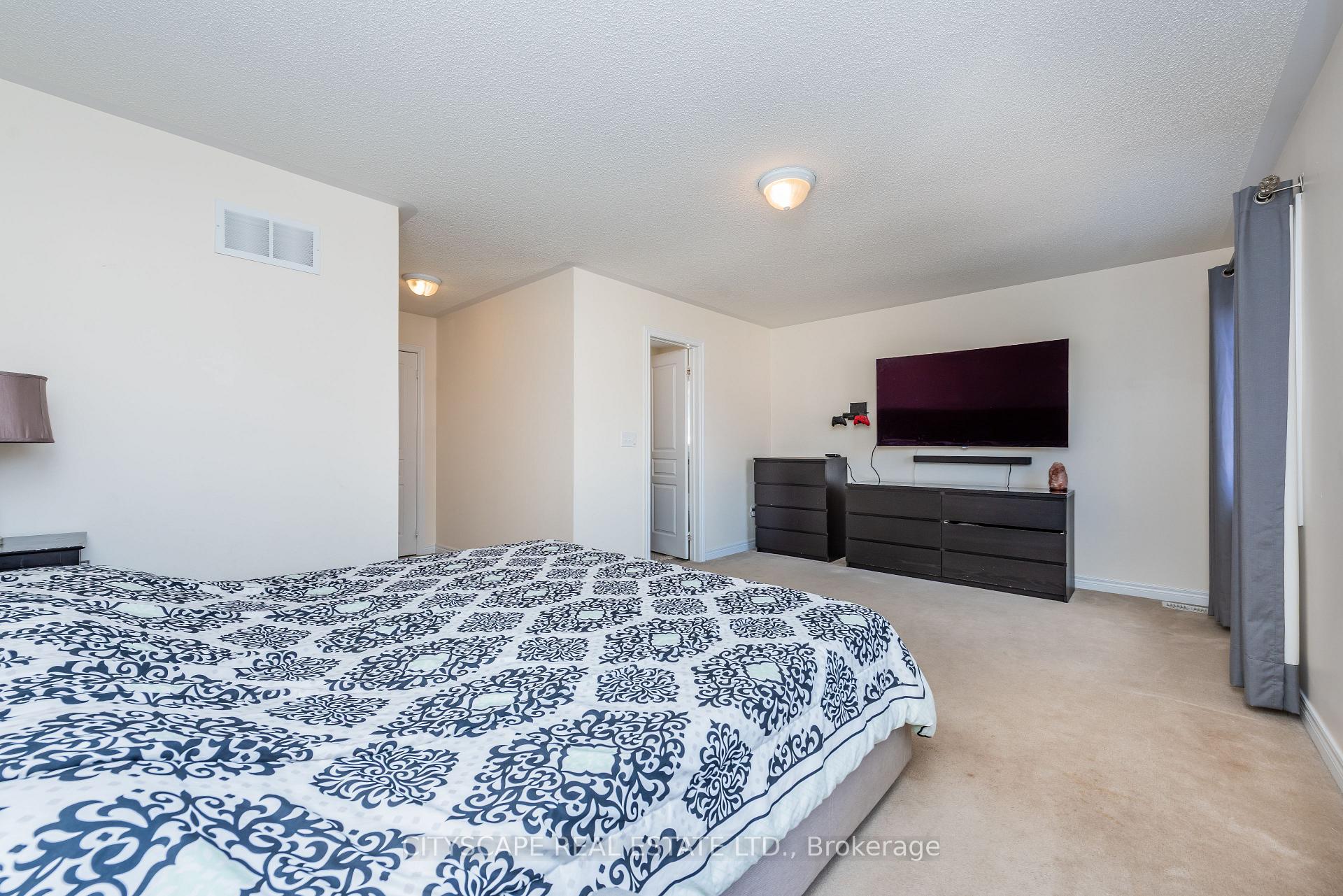 Photo 39 of 37 Aspermont Crescent, Brampton, Brampton East — HOMEH
