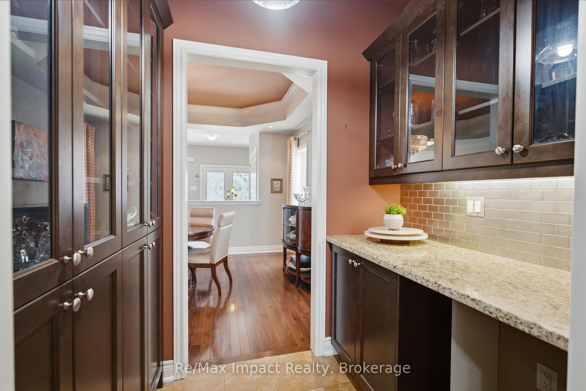 Photo 12 of 17 Bradshaw Street, Clarington, Bowmanville — HOMEH