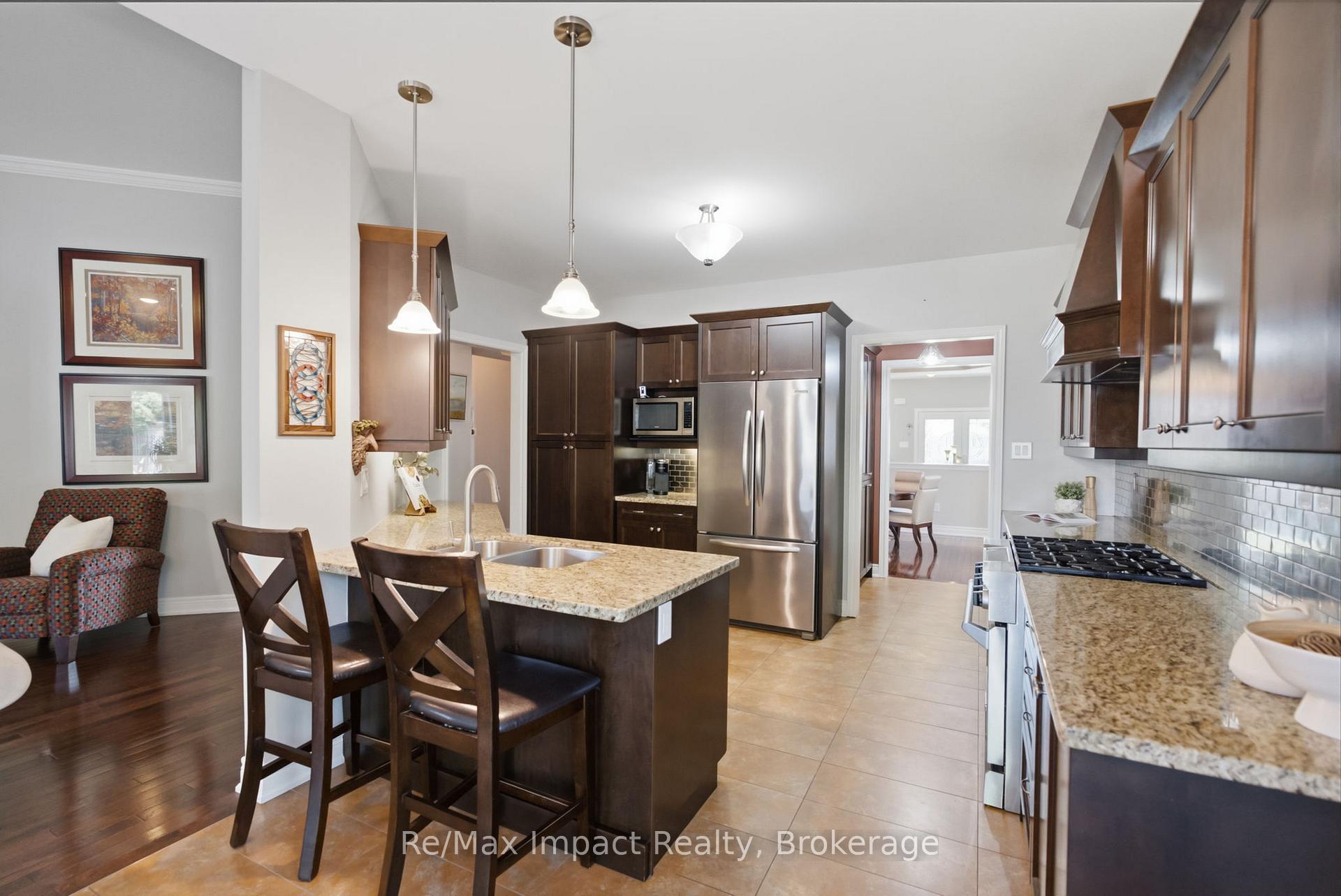 Photo 14 of 17 Bradshaw Street, Clarington, Bowmanville — HOMEH