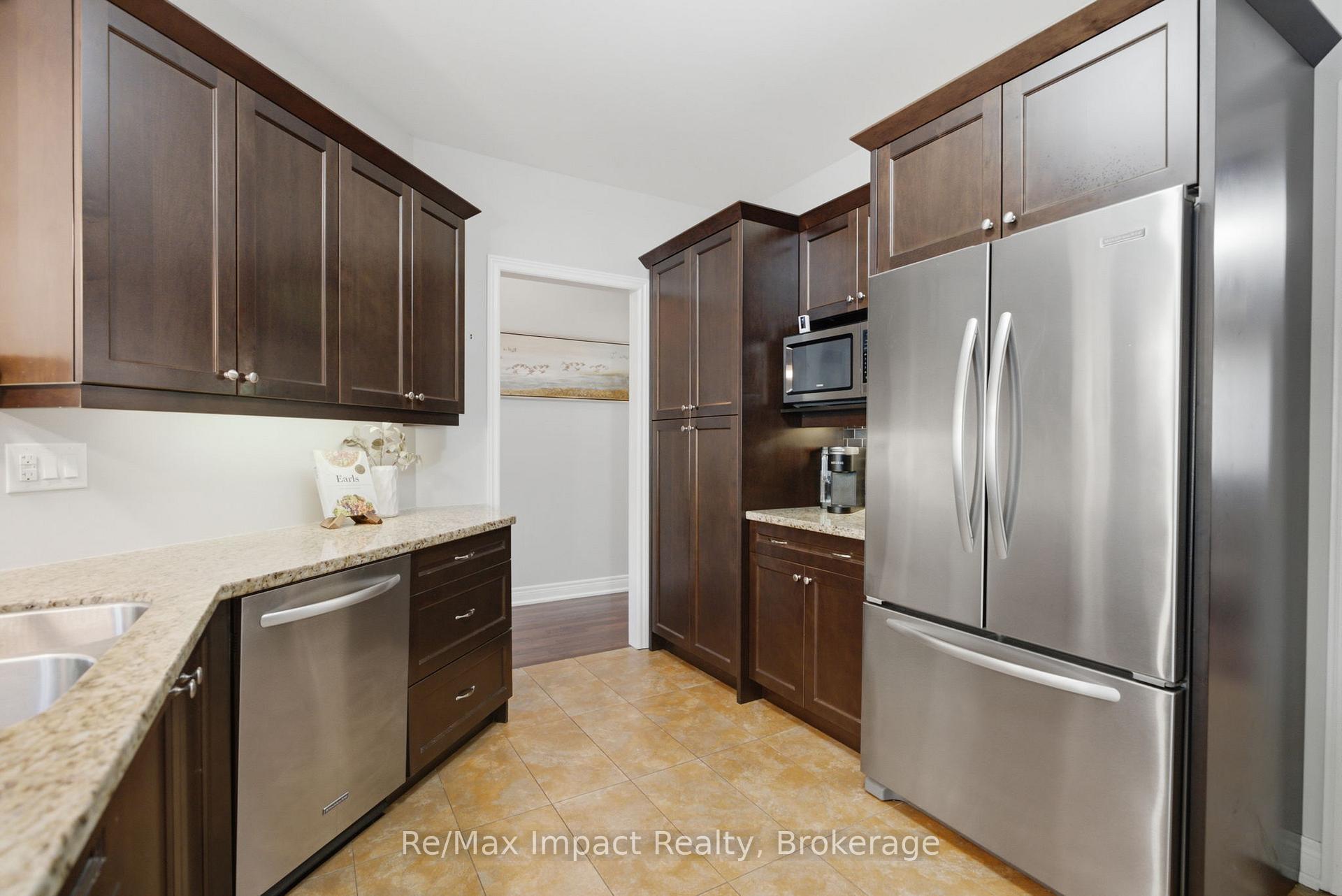 Photo 15 of 17 Bradshaw Street, Clarington, Bowmanville — HOMEH