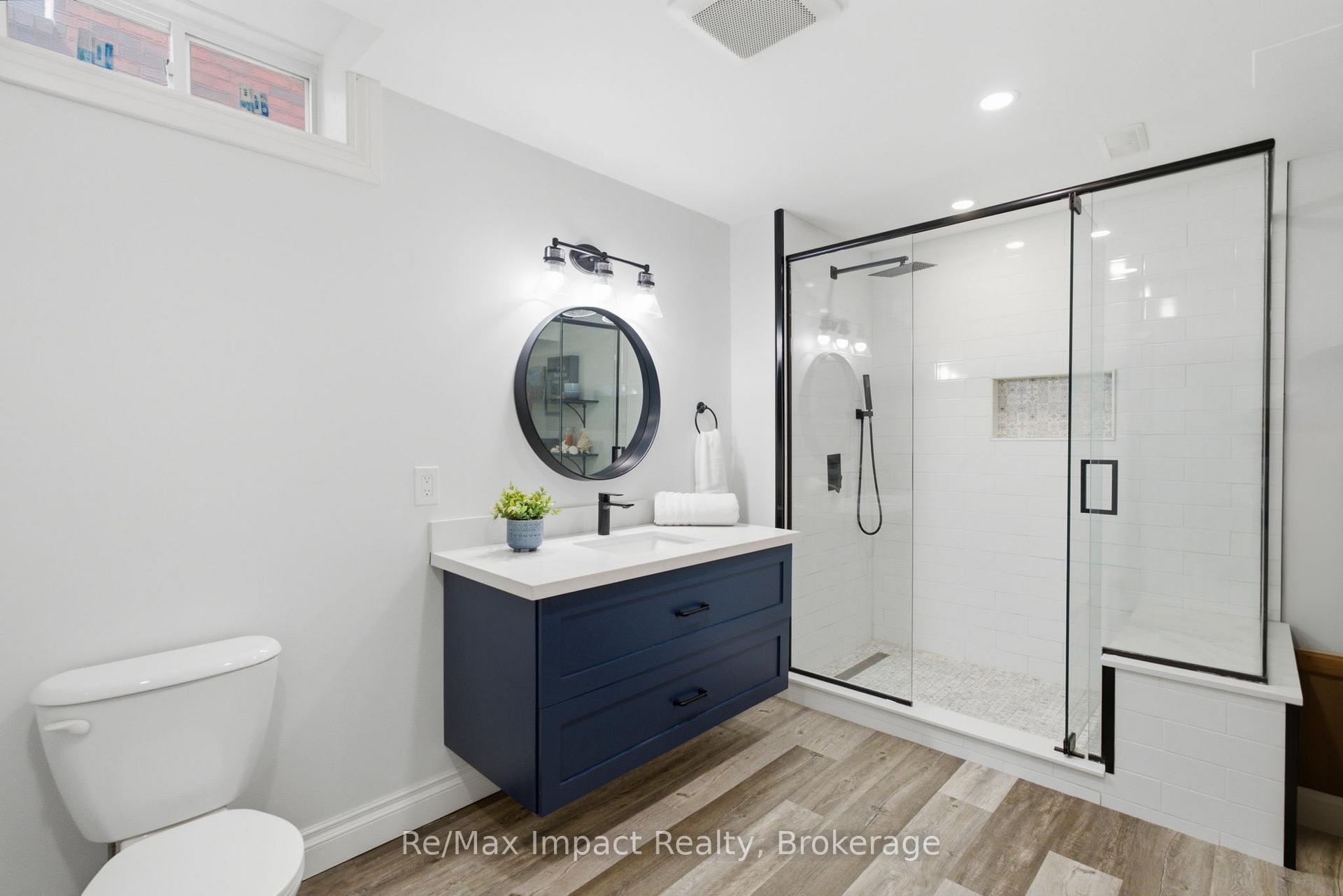 Photo 37 of 17 Bradshaw Street, Clarington, Bowmanville — HOMEH