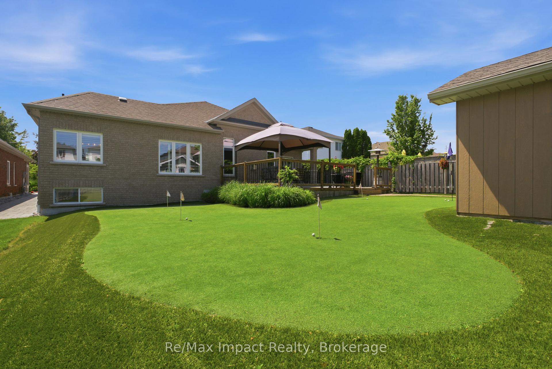 Photo 46 of 17 Bradshaw Street, Clarington, Bowmanville — HOMEH