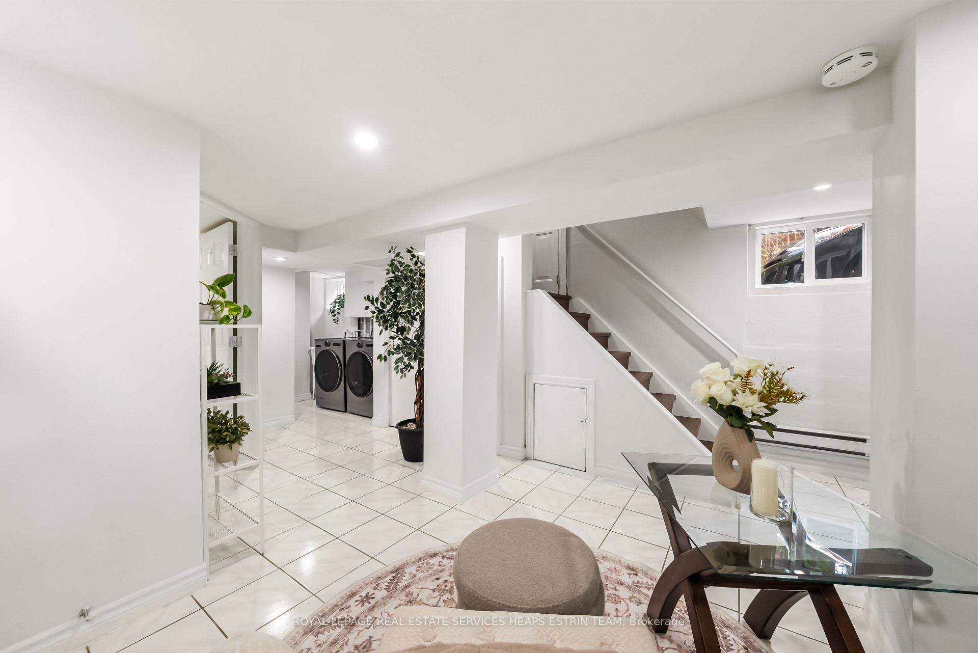 Photo 26 of 770 Eglinton Avenue E, Toronto, Leaside — HOMEH