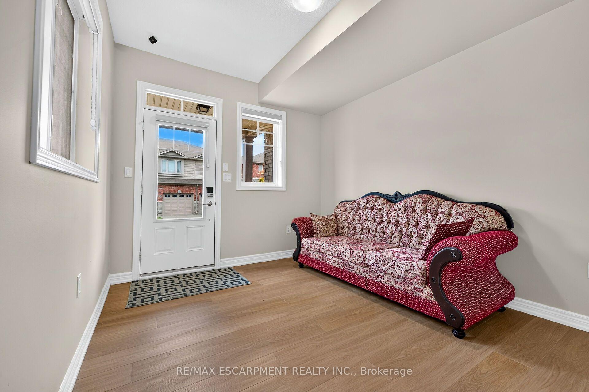 Photo 7 of Unit 84, 6 Chestnut Drive, Grimsby, Grimsby West — HOMEH