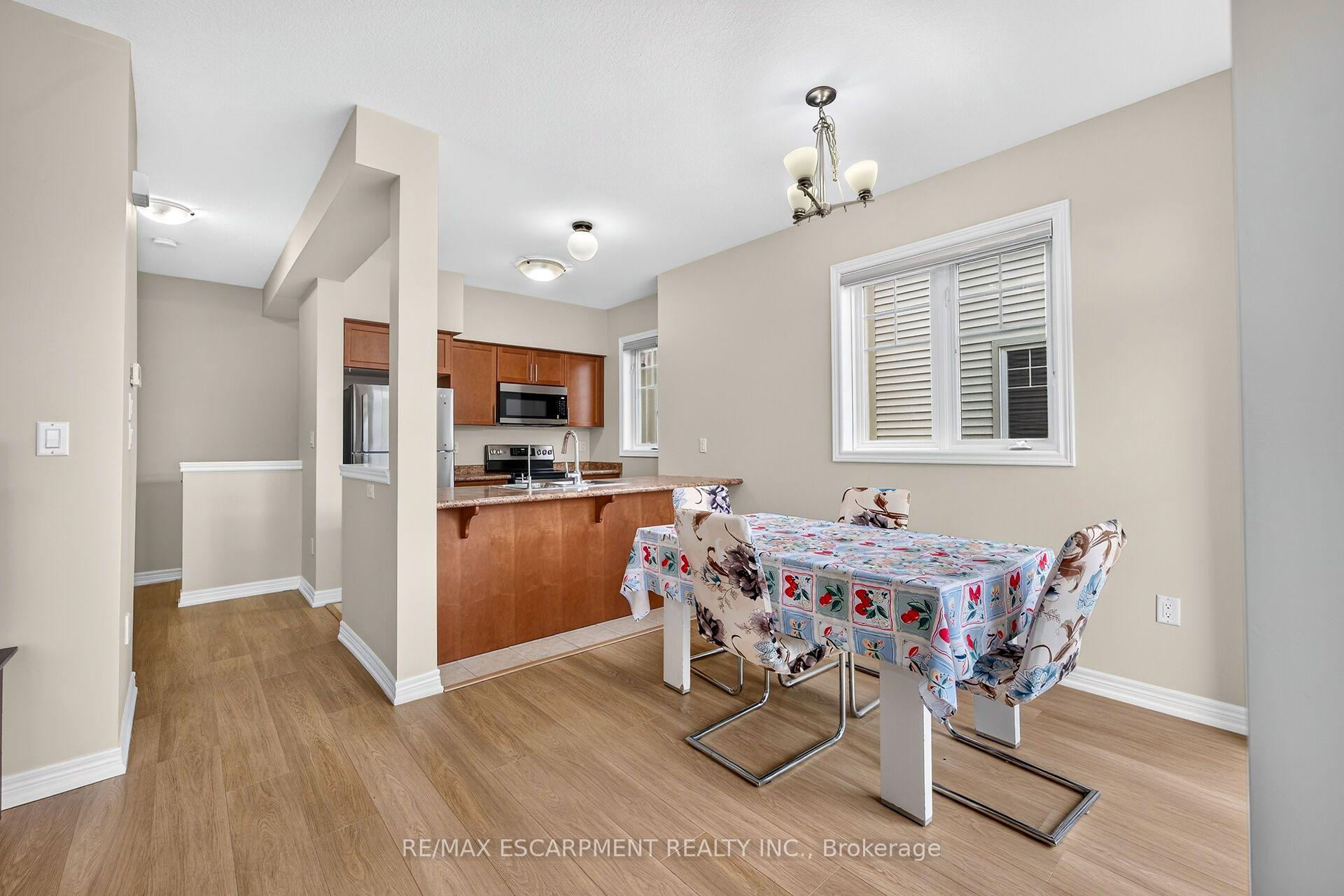 Photo 12 of Unit 84, 6 Chestnut Drive, Grimsby, Grimsby West — HOMEH
