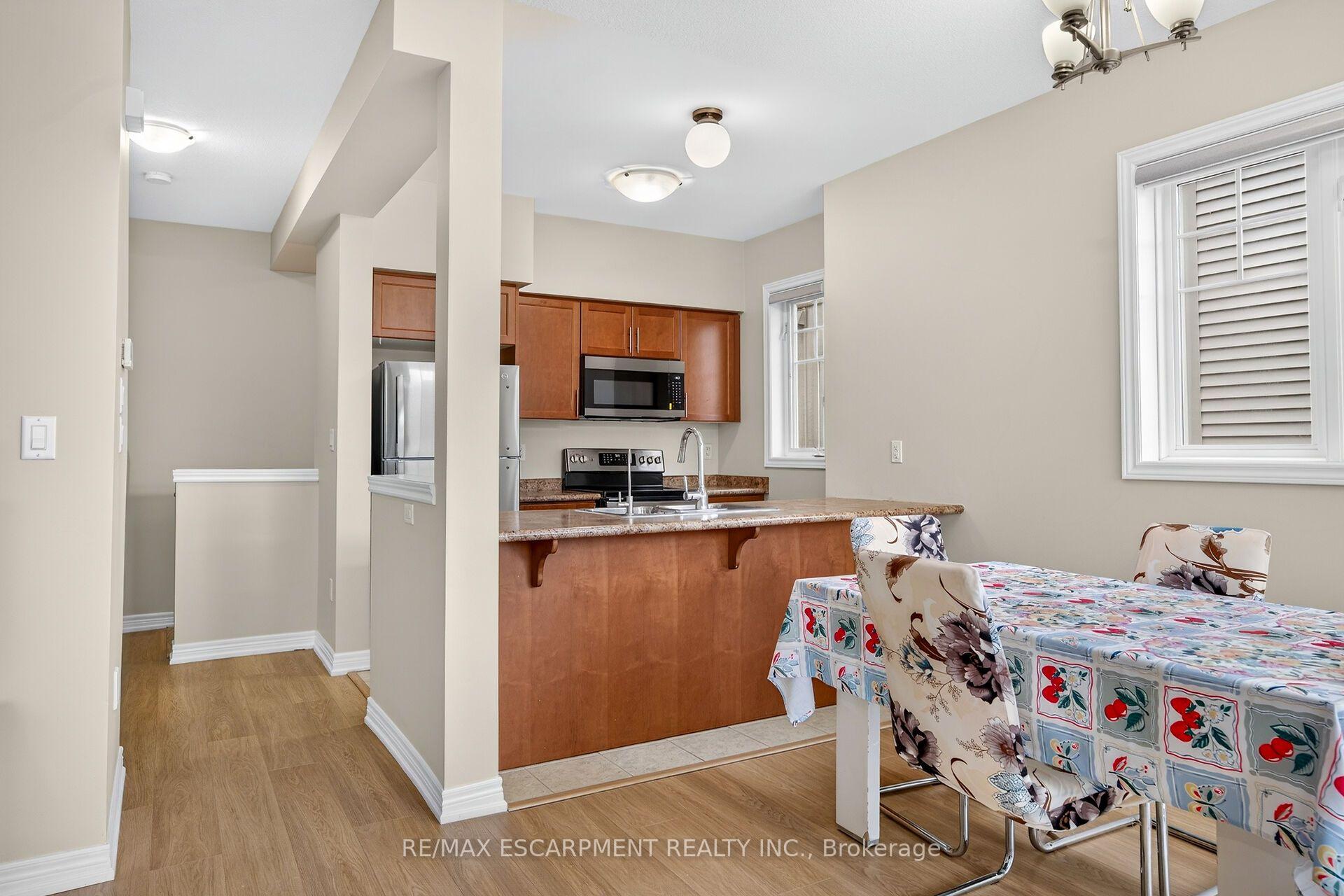 Photo 13 of Unit 84, 6 Chestnut Drive, Grimsby, Grimsby West — HOMEH