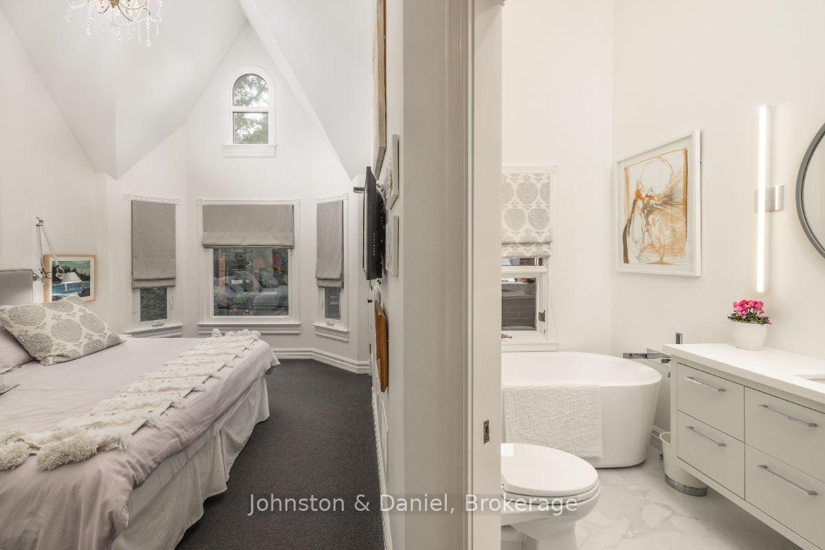 Photo 29 of 152 Hillsdale Avenue E, Toronto, Mount Pleasant West — HOMEH
