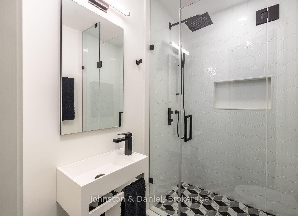 Photo 49 of 152 Hillsdale Avenue E, Toronto, Mount Pleasant West — HOMEH