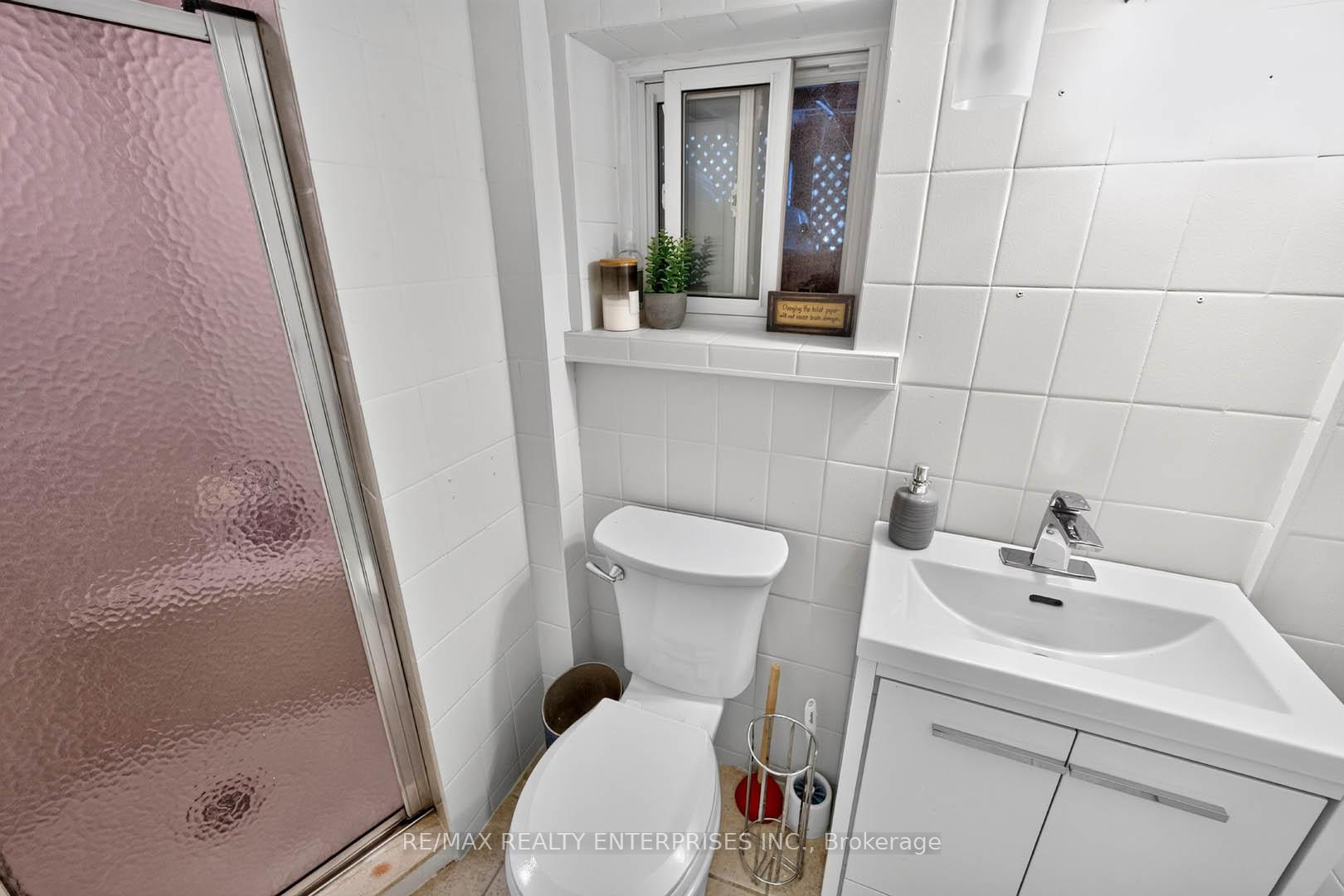 Photo 24 of 233 Rosemount Avenue, North York, Weston — HOMEH