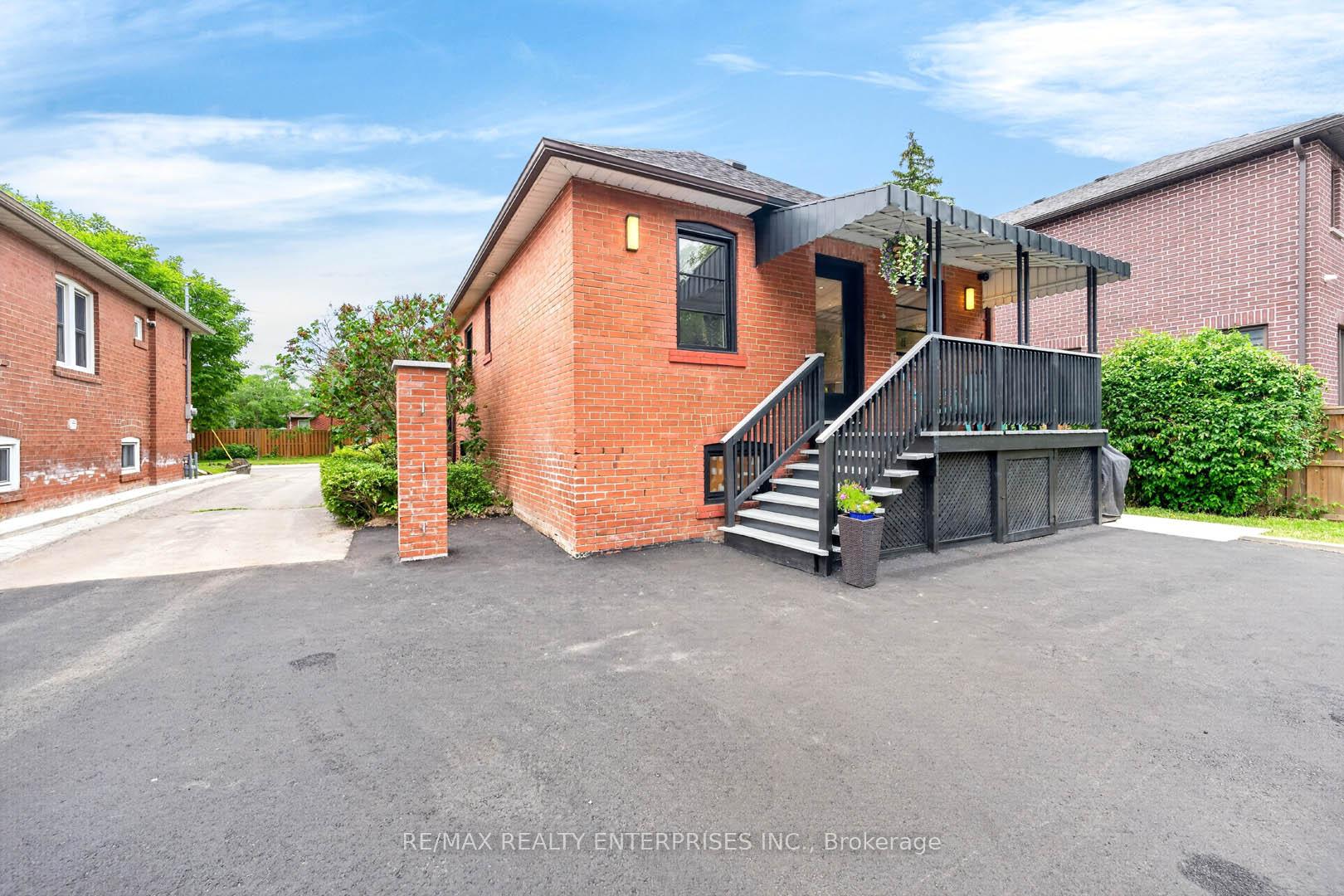 Photo 29 of 233 Rosemount Avenue, North York, Weston — HOMEH