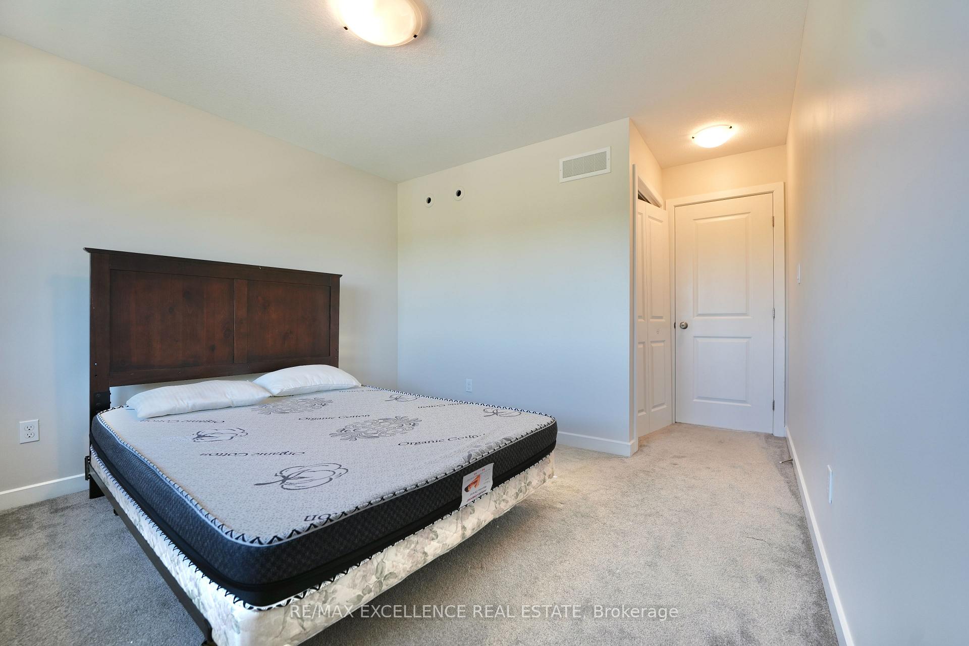 Photo 18 of 18 Weir Crescent, St. Thomas — HOMEH