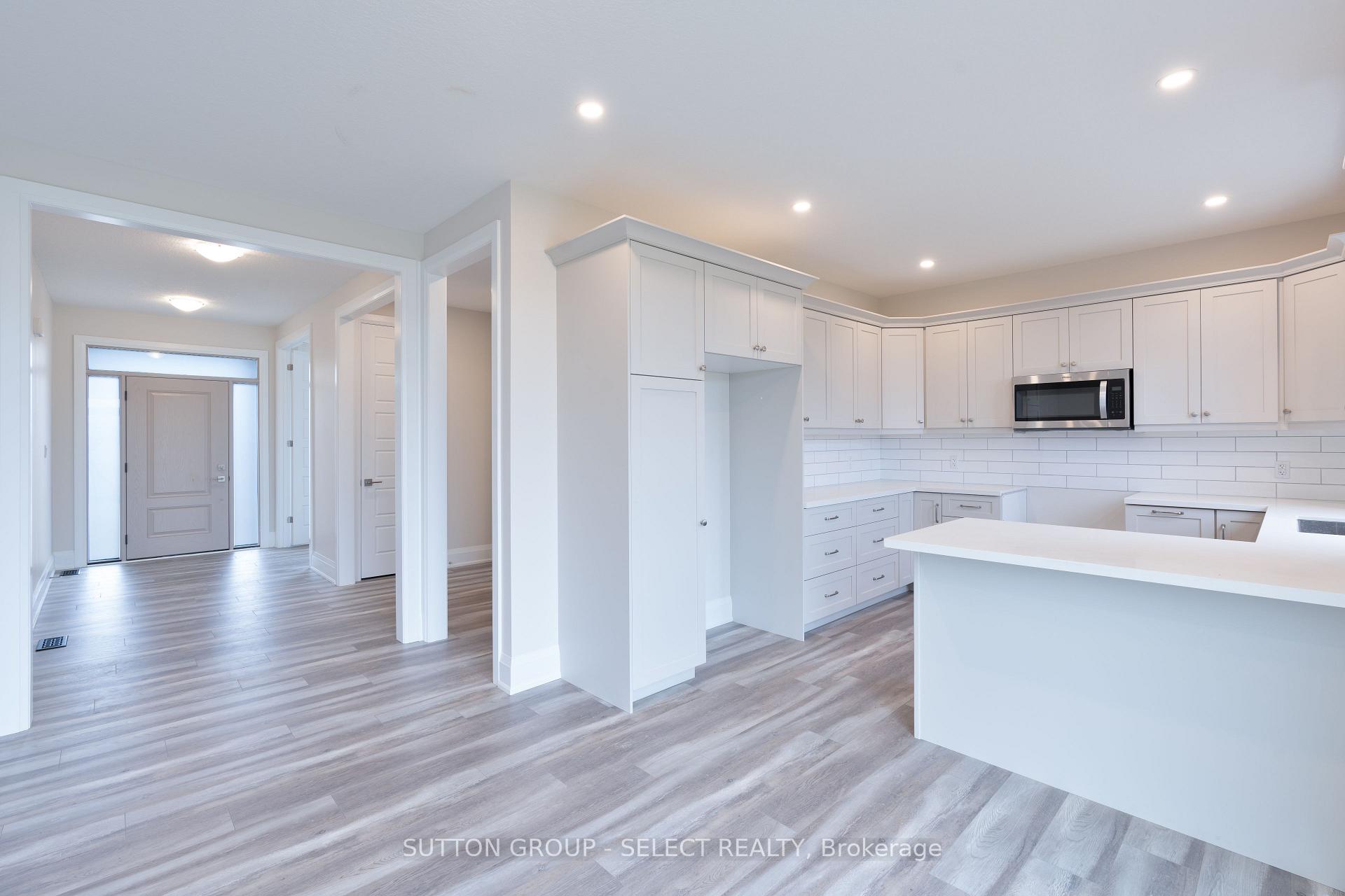 Photo 10 of 240 Leitch Street, Dutton/Dunwich, Dutton — HOMEH