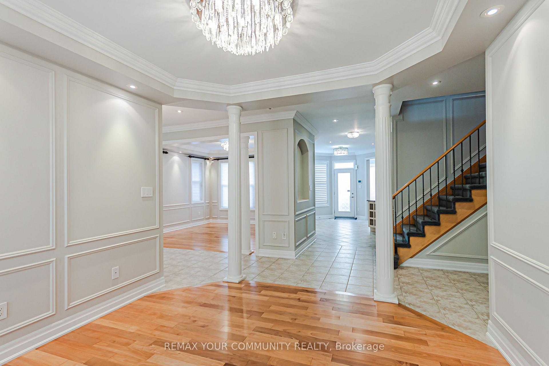 Photo 10 of 5 Chippenham Lane, Markham, Cornell — HOMEH