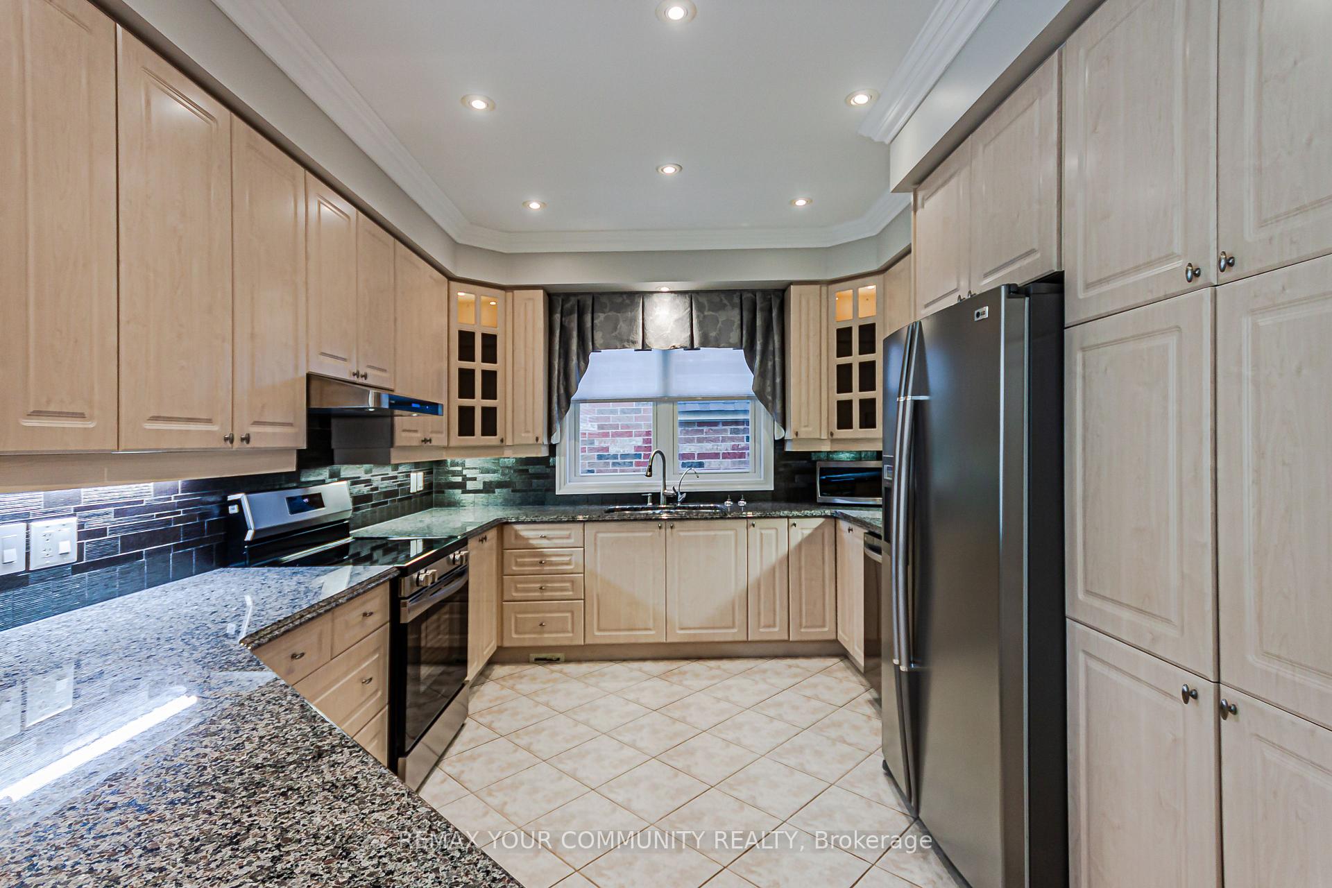 Photo 13 of 5 Chippenham Lane, Markham, Cornell — HOMEH