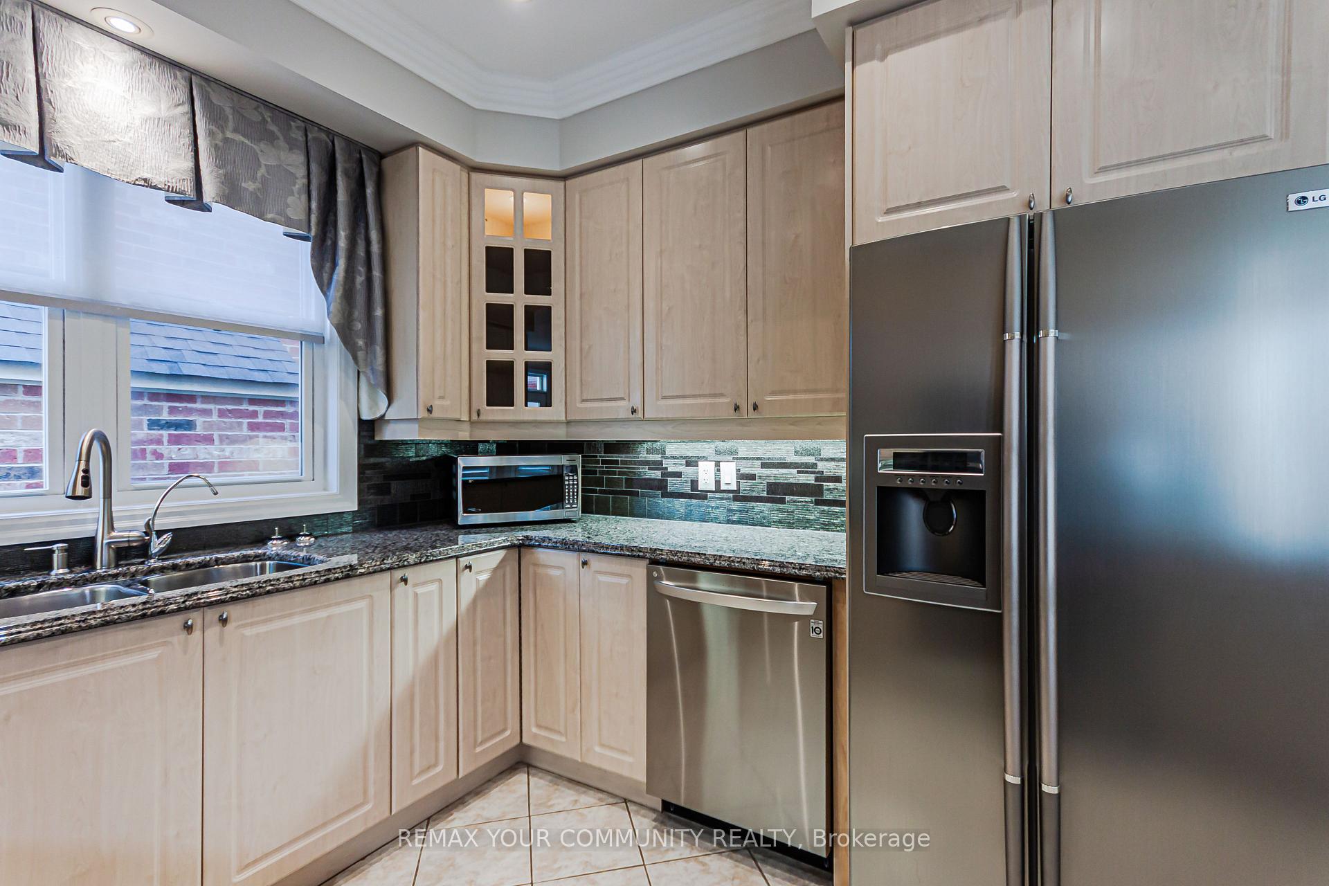 Photo 14 of 5 Chippenham Lane, Markham, Cornell — HOMEH