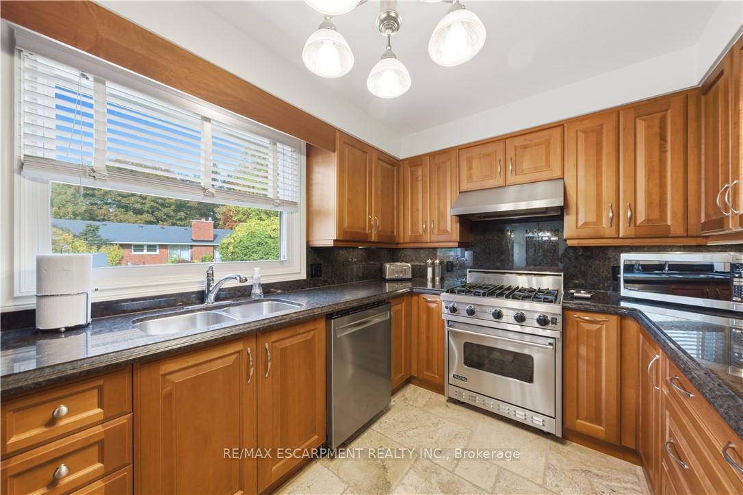 Photo 15 of 24 West 32nd Street, Hamilton, Westcliffe — HOMEH