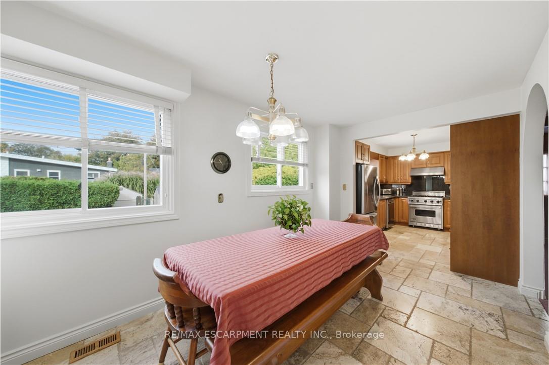 Photo 17 of 24 West 32nd Street, Hamilton, Westcliffe — HOMEH