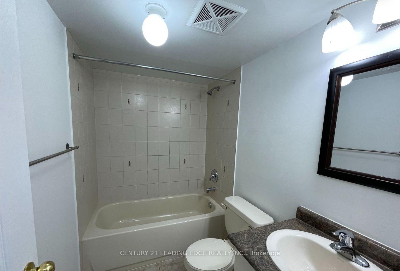 Photo 9 of Unit 30, 5050 Intrepid Drive, Mississauga, Churchill Meadows — HOMEH