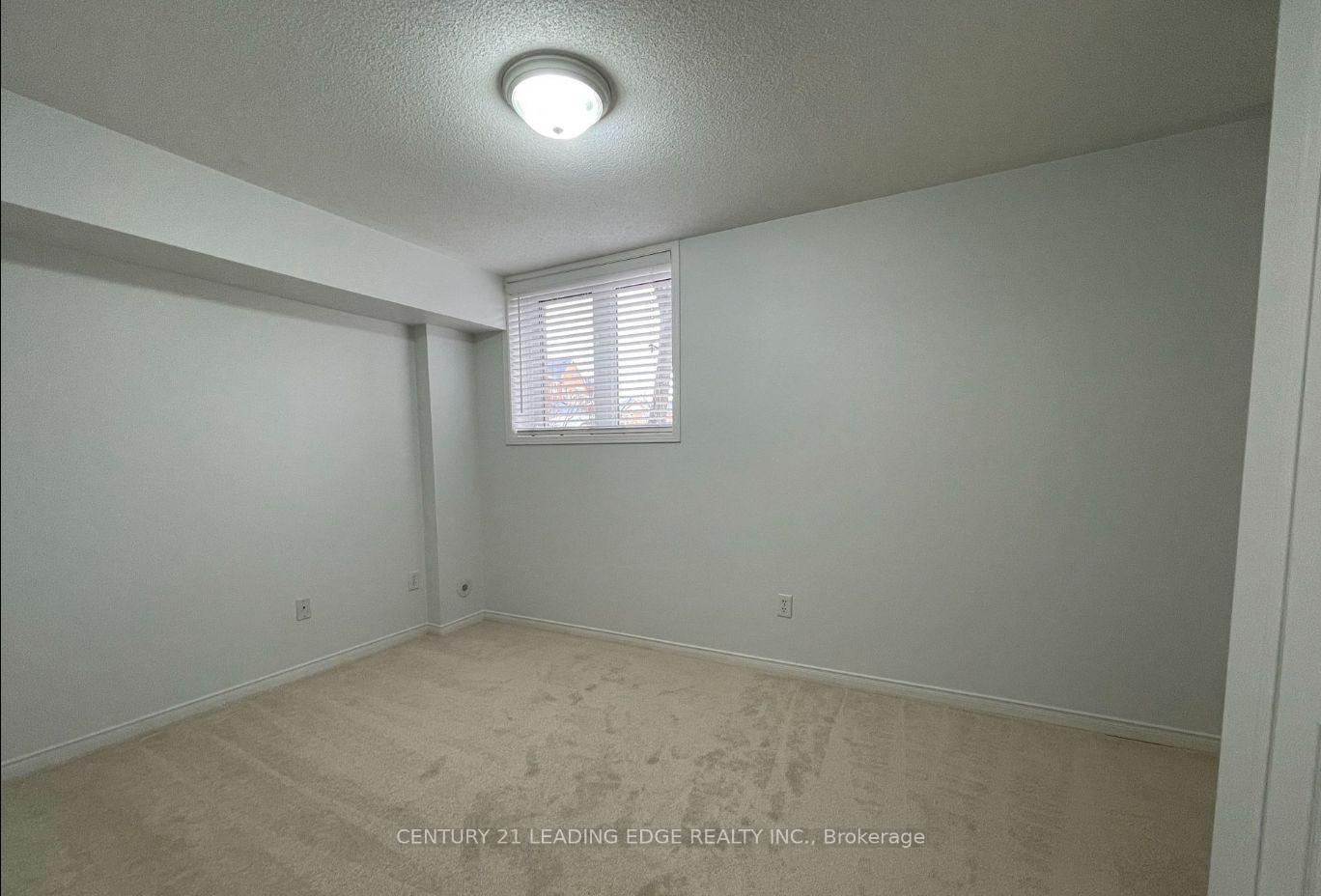 Photo 10 of Unit 30, 5050 Intrepid Drive, Mississauga, Churchill Meadows — HOMEH
