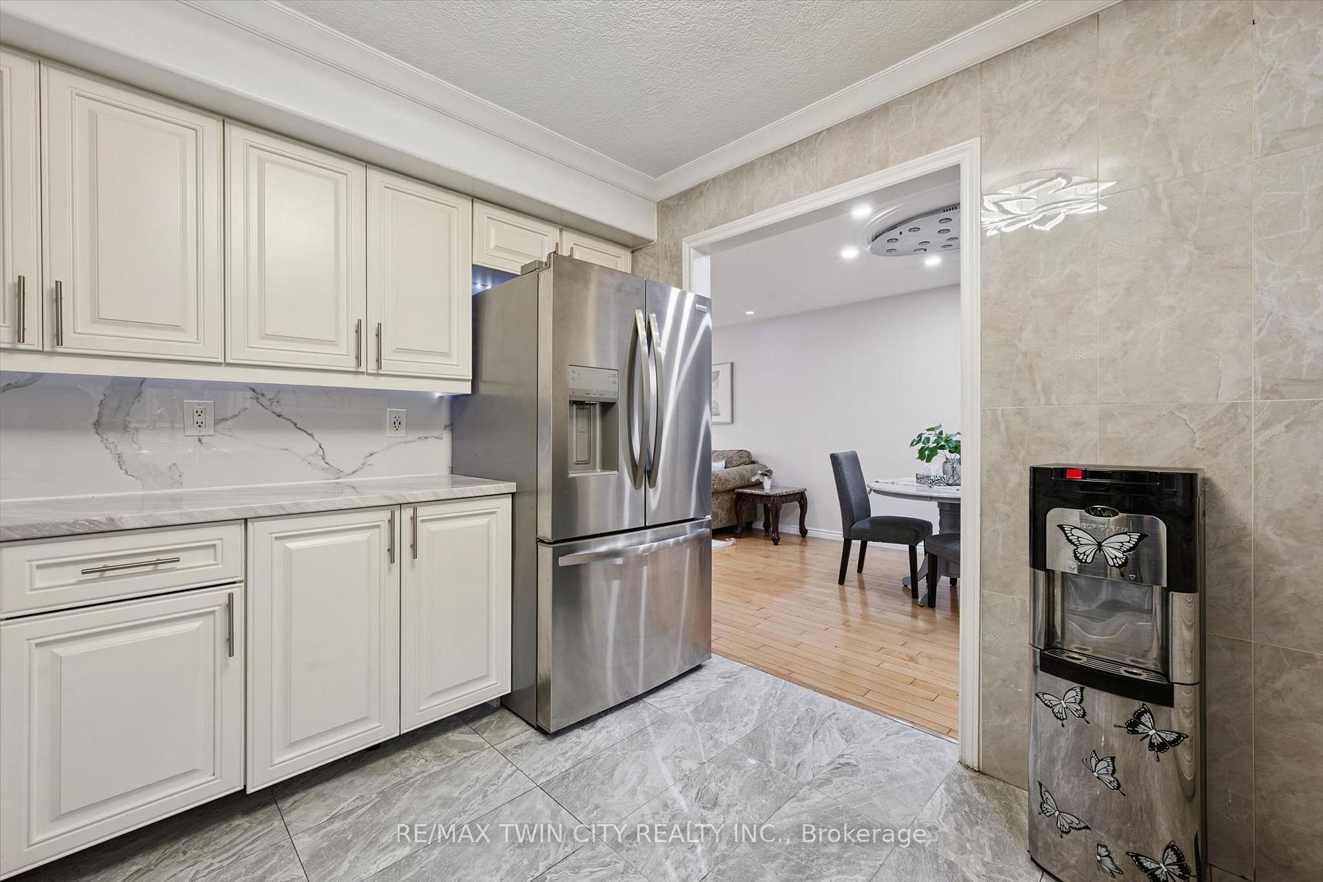 Photo 12 of 326 Manchester Road, Kitchener — HOMEH