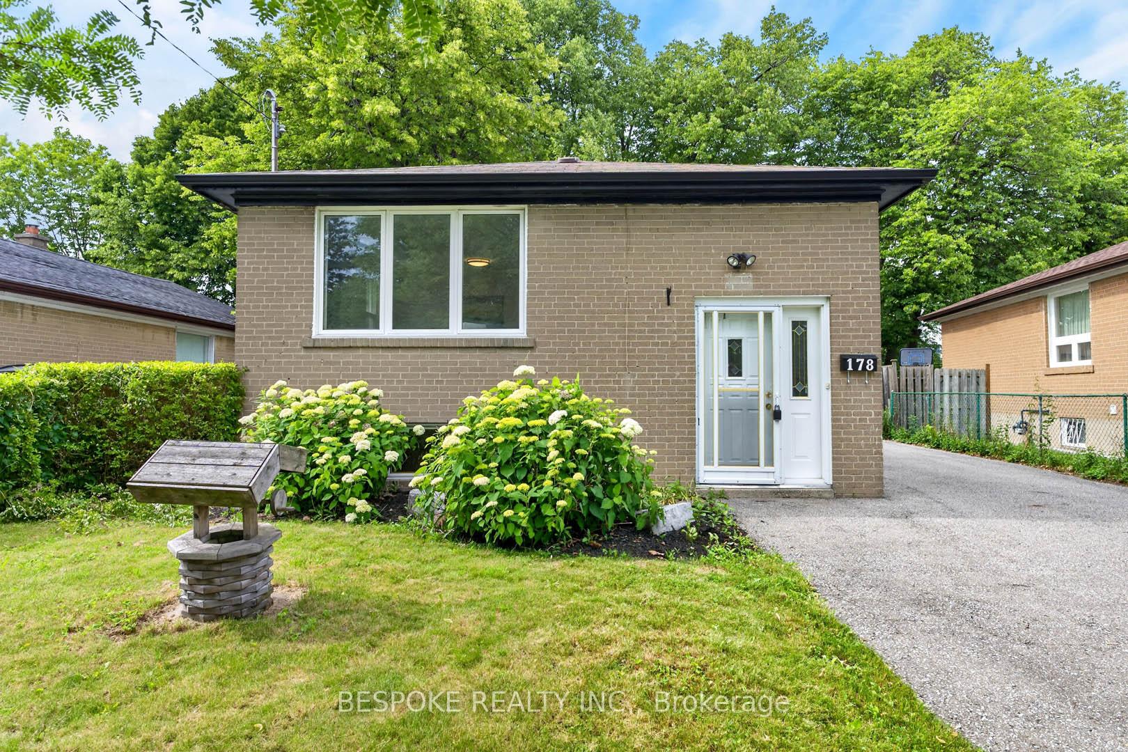 Photo 2 of 178 Sedgemount Drive, Scarborough, Woburn — HOMEH