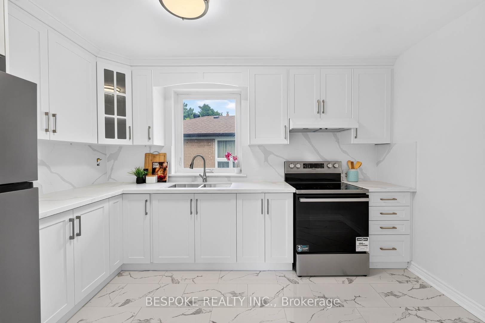 Photo 15 of 178 Sedgemount Drive, Scarborough, Woburn — HOMEH