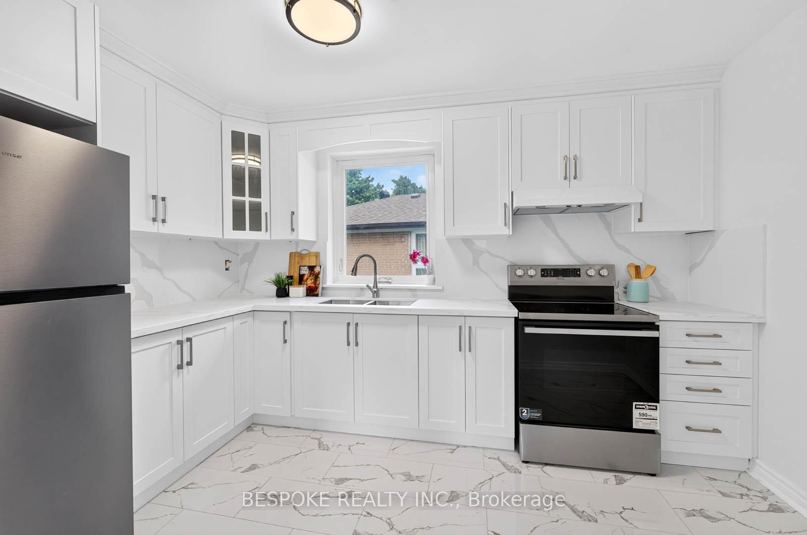 Photo 16 of 178 Sedgemount Drive, Scarborough, Woburn — HOMEH