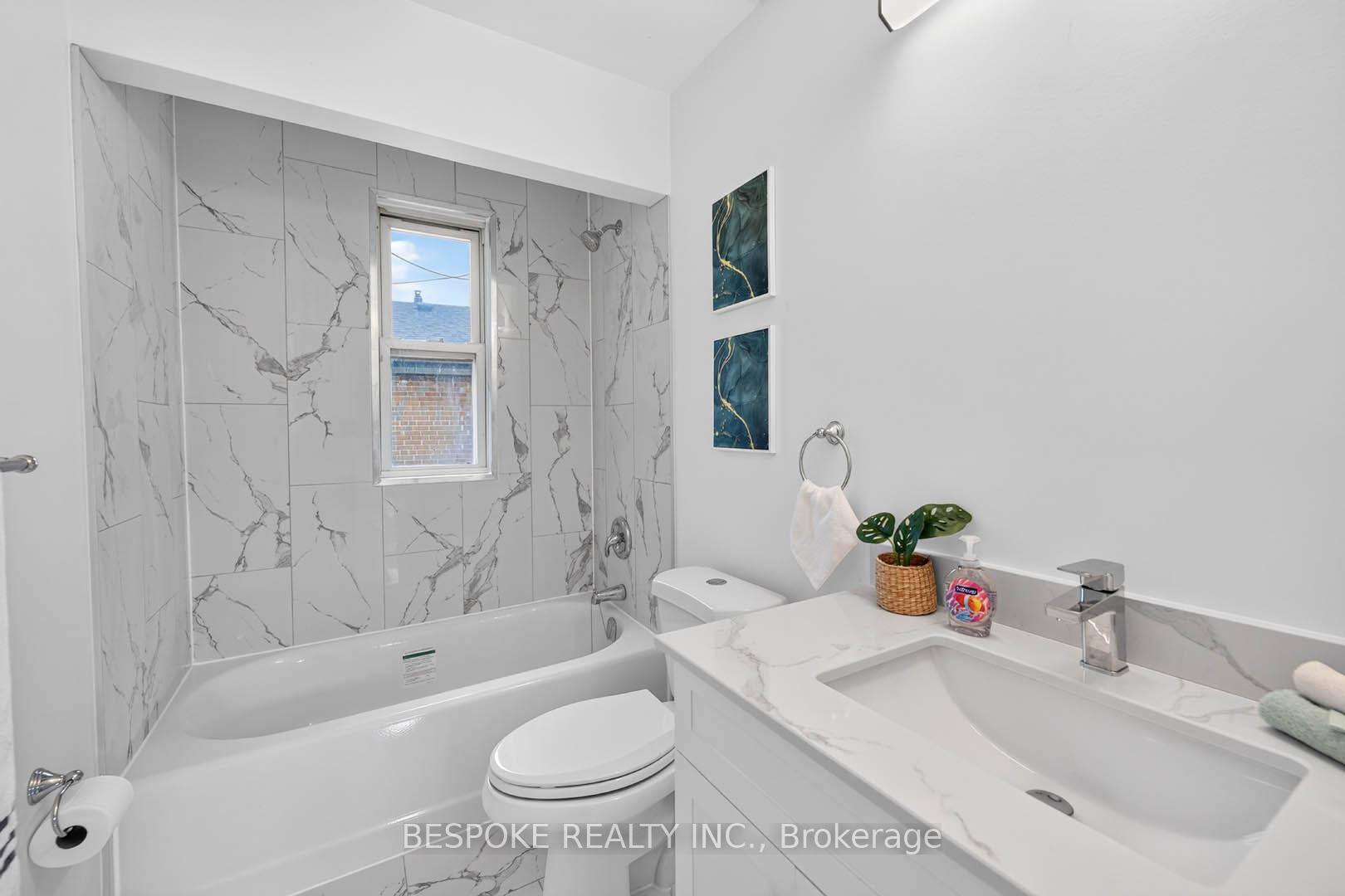 Photo 24 of 178 Sedgemount Drive, Scarborough, Woburn — HOMEH