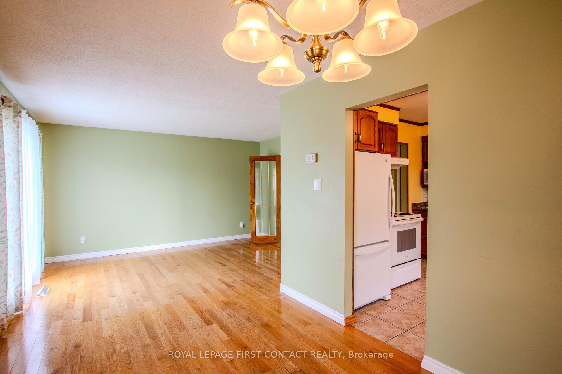 Photo 8 of 12 Daphne Crescent, Barrie, Cundles East — HOMEH