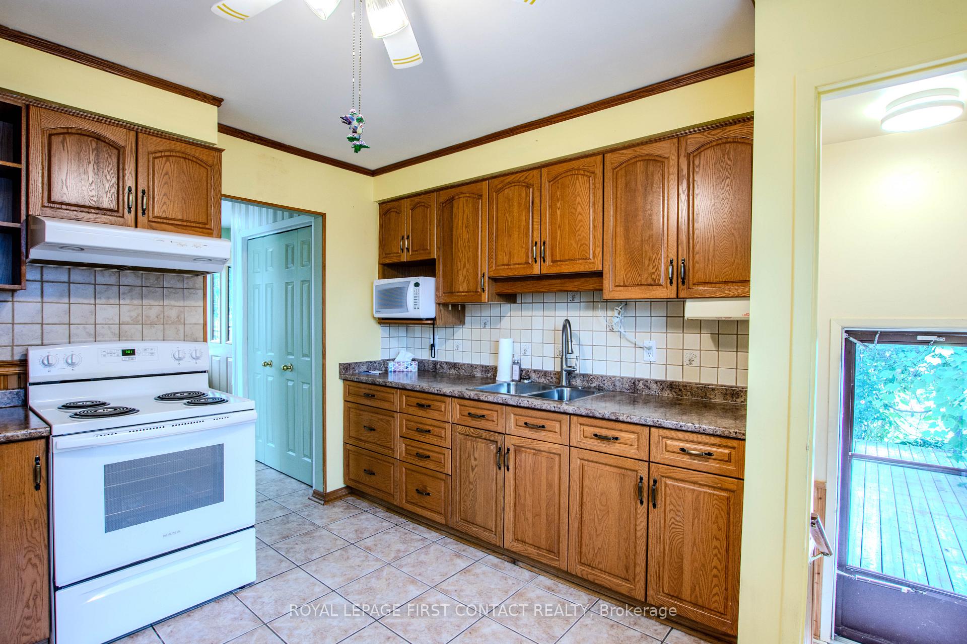 Photo 10 of 12 Daphne Crescent, Barrie, Cundles East — HOMEH