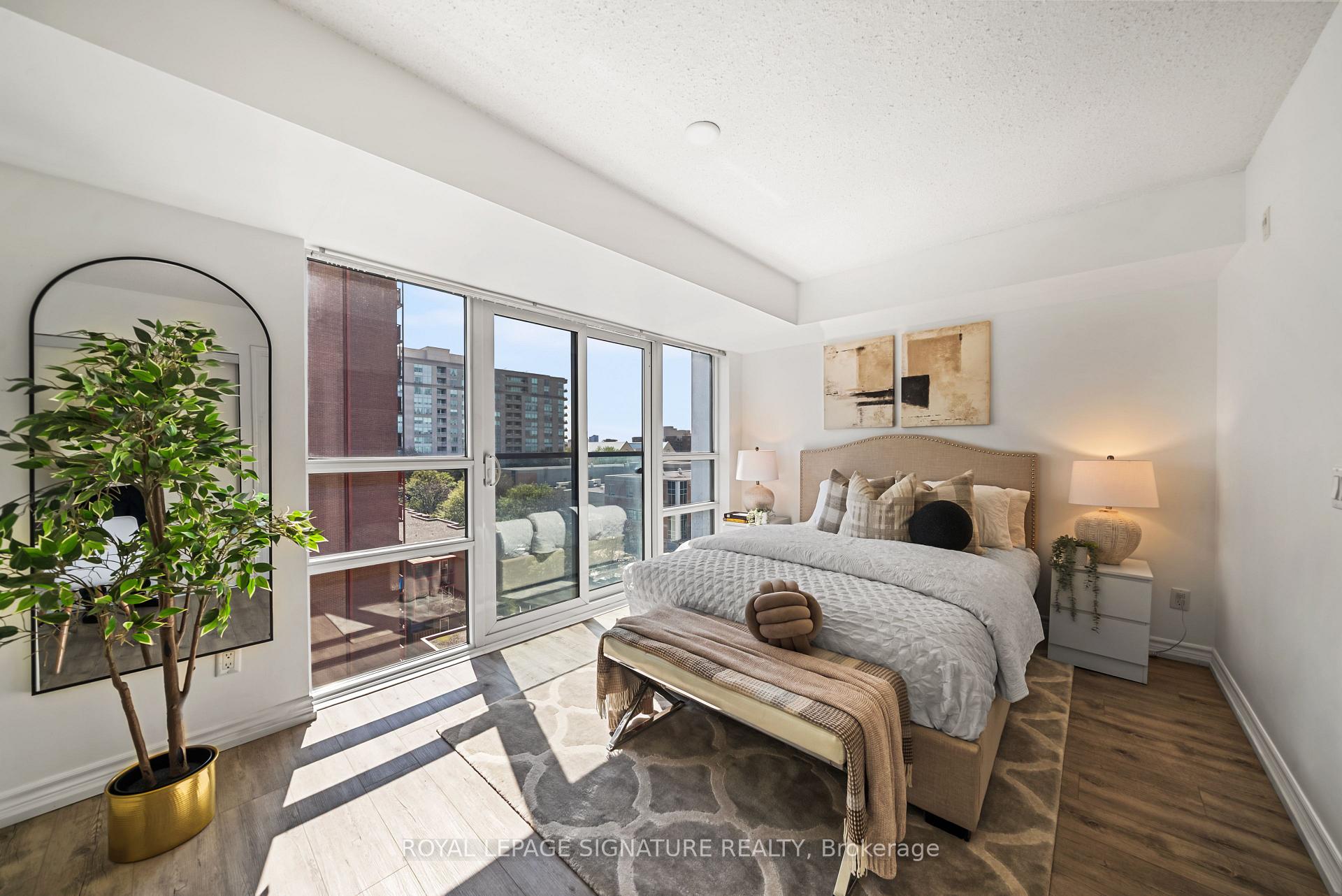 Photo 5 of Unit 721, 35 Saranac Boulevard, Toronto, Englemount-Lawrence — HOMEH