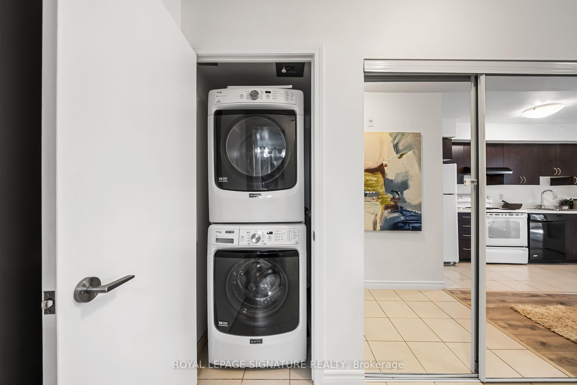 Photo 10 of Unit 721, 35 Saranac Boulevard, Toronto, Englemount-Lawrence — HOMEH