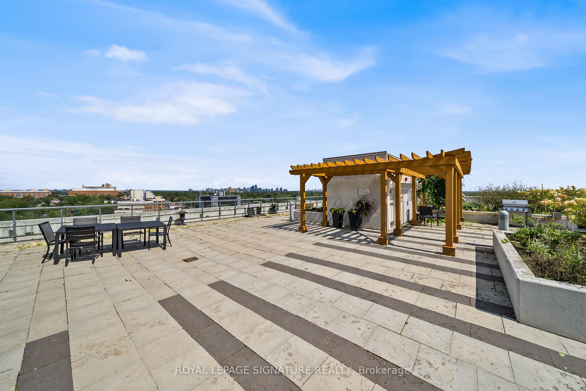 Photo 11 of Unit 721, 35 Saranac Boulevard, Toronto, Englemount-Lawrence — HOMEH