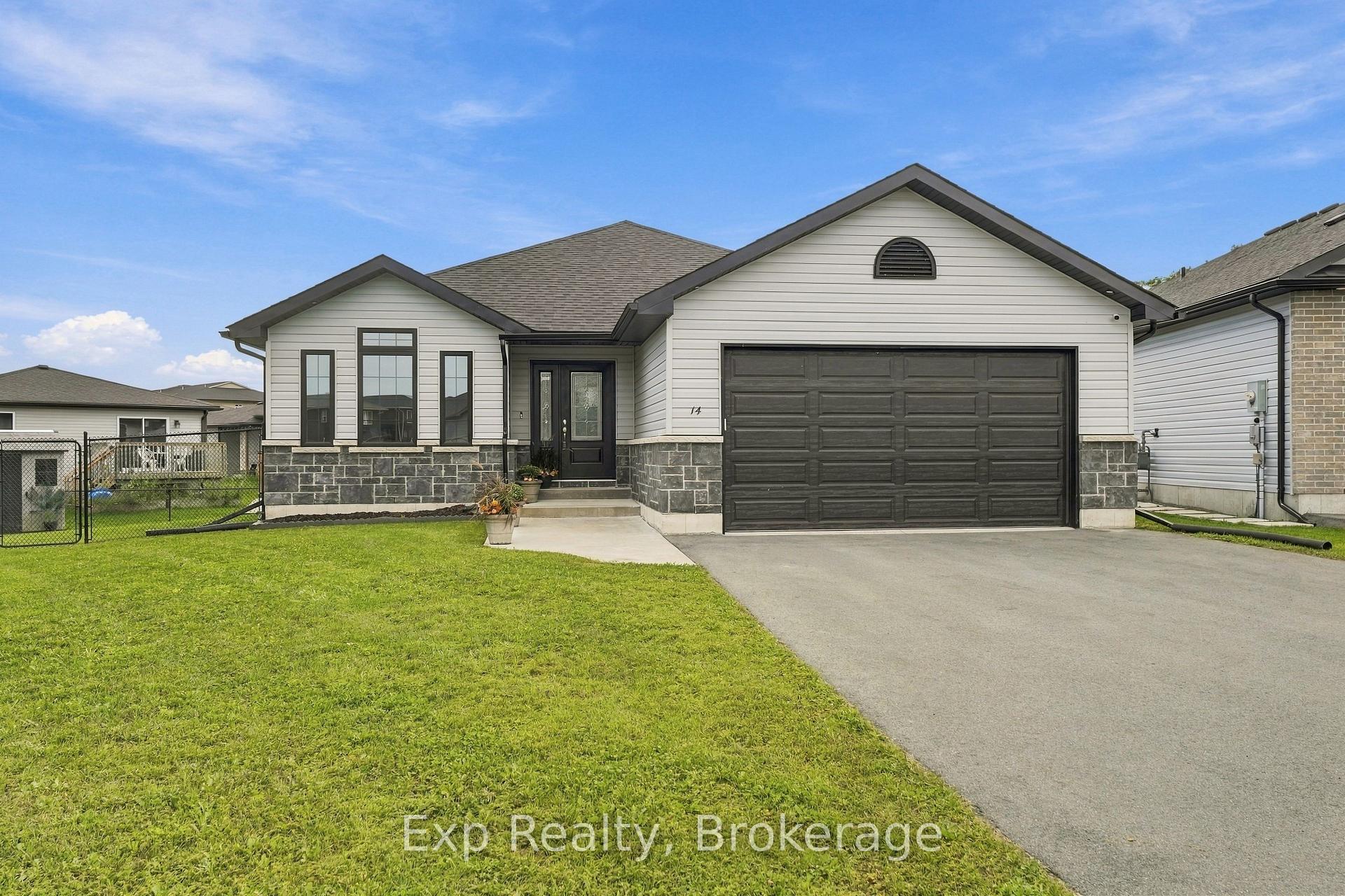 Photo 4 of 14 Lehtinen Crescent, Belleville, Belleville Ward — HOMEH