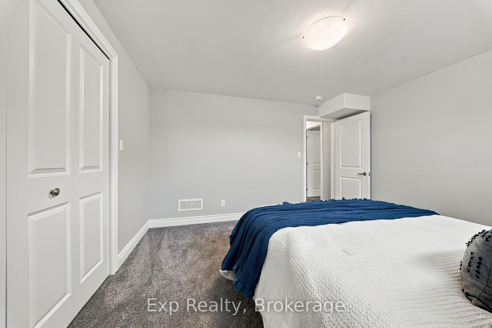 Photo 32 of 14 Lehtinen Crescent, Belleville, Belleville Ward — HOMEH