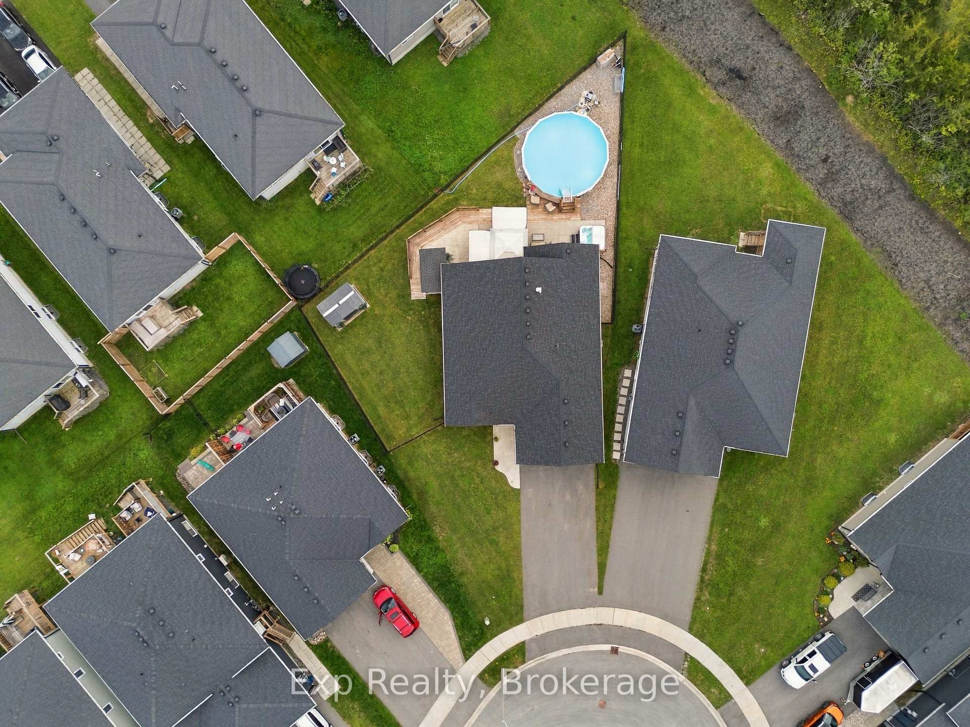 Photo 49 of 14 Lehtinen Crescent, Belleville, Belleville Ward — HOMEH