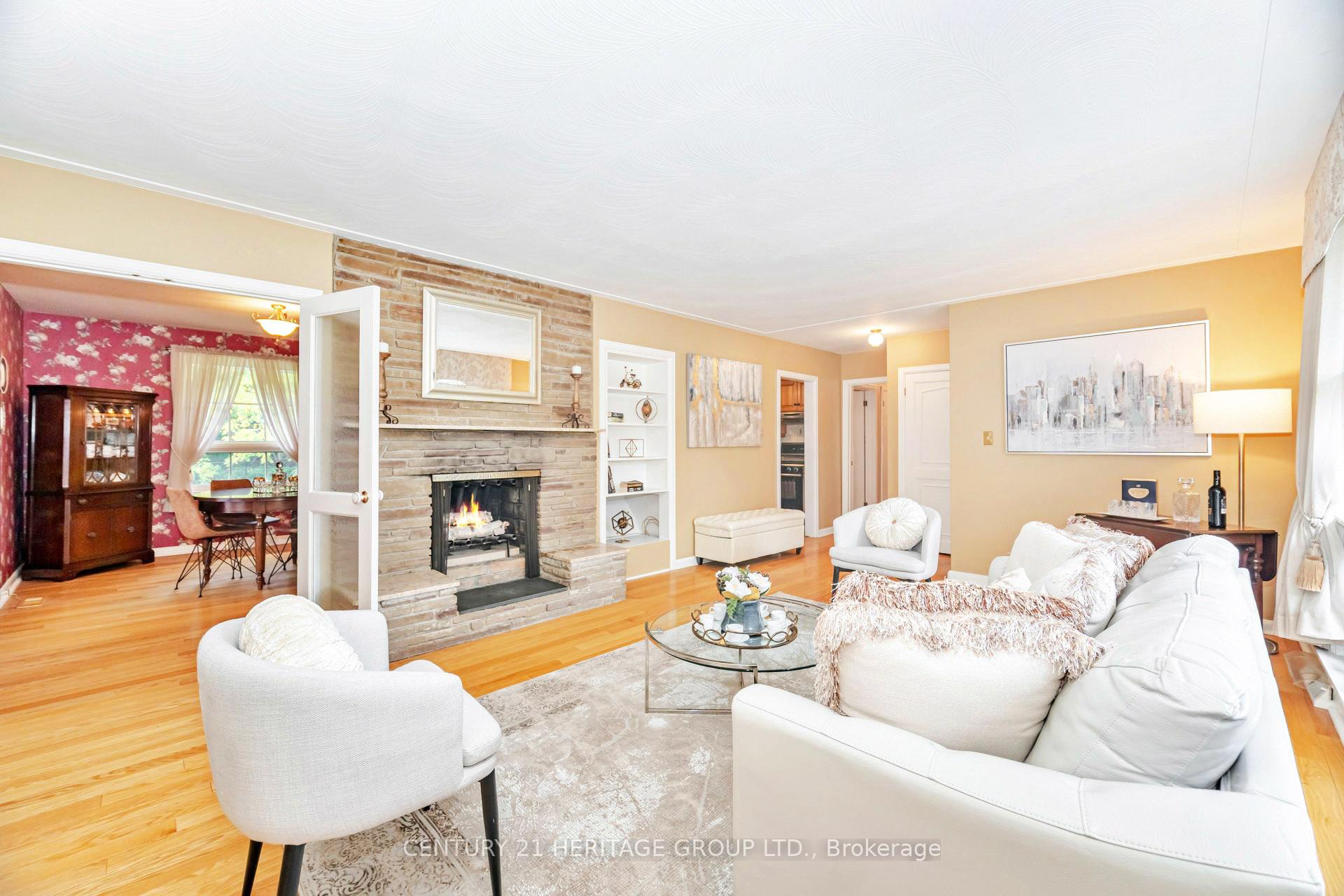 Photo 14 of 22 Poplar Drive, Richmond Hill, Oak Ridges — HOMEH