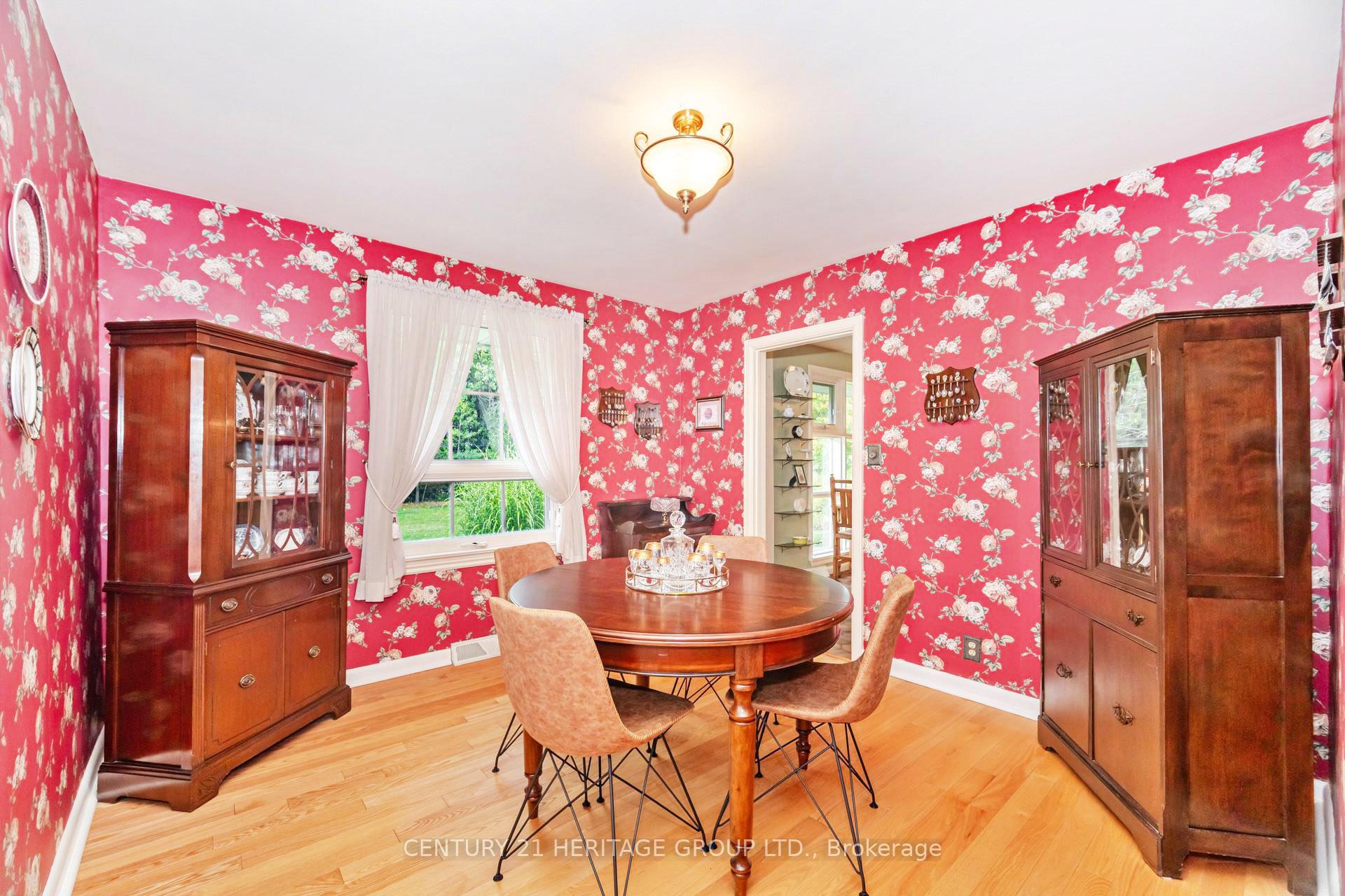 Photo 20 of 22 Poplar Drive, Richmond Hill, Oak Ridges — HOMEH